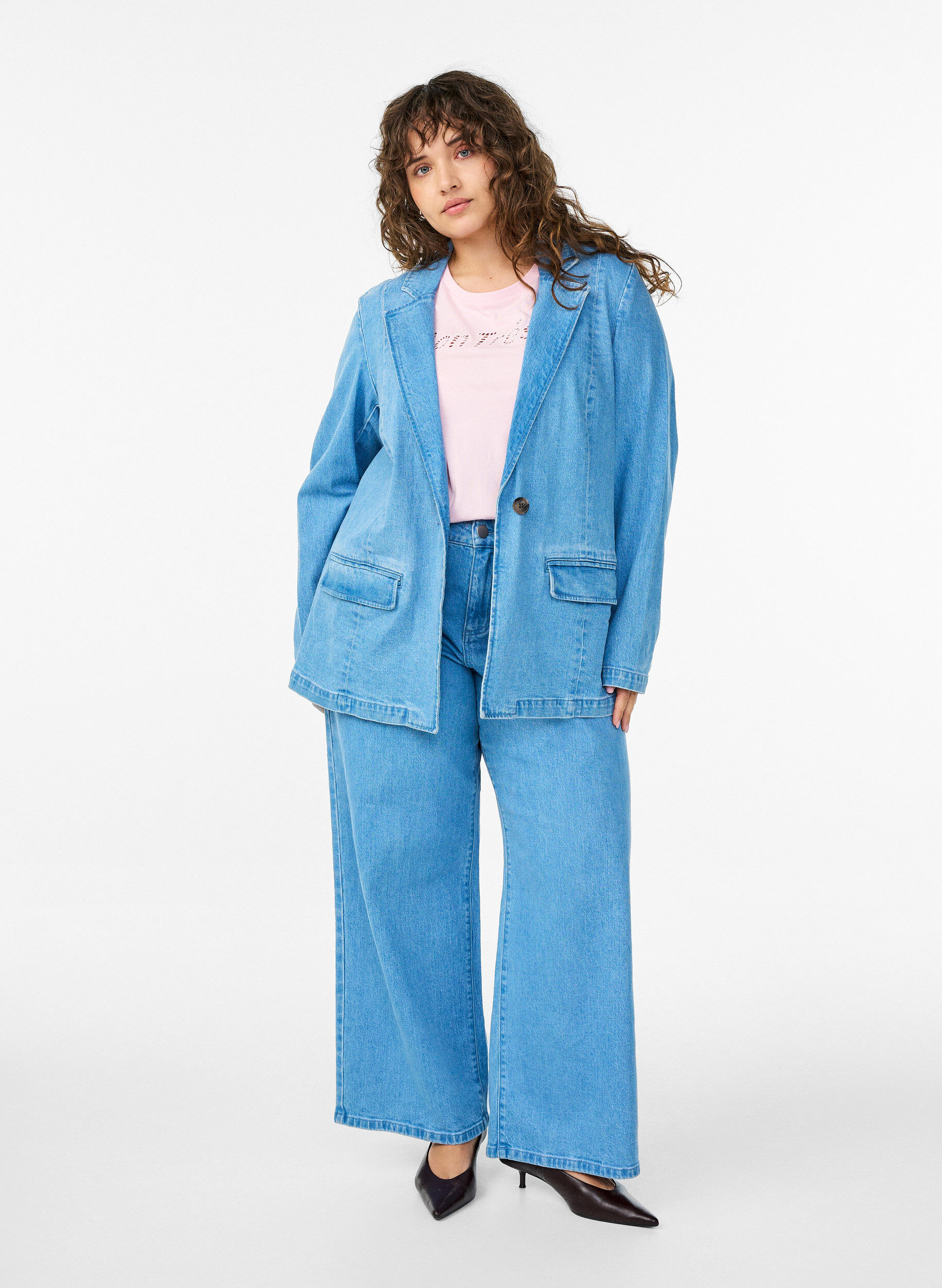 Zizzi Denim blazer met zakken, Blauw, Model image number 1