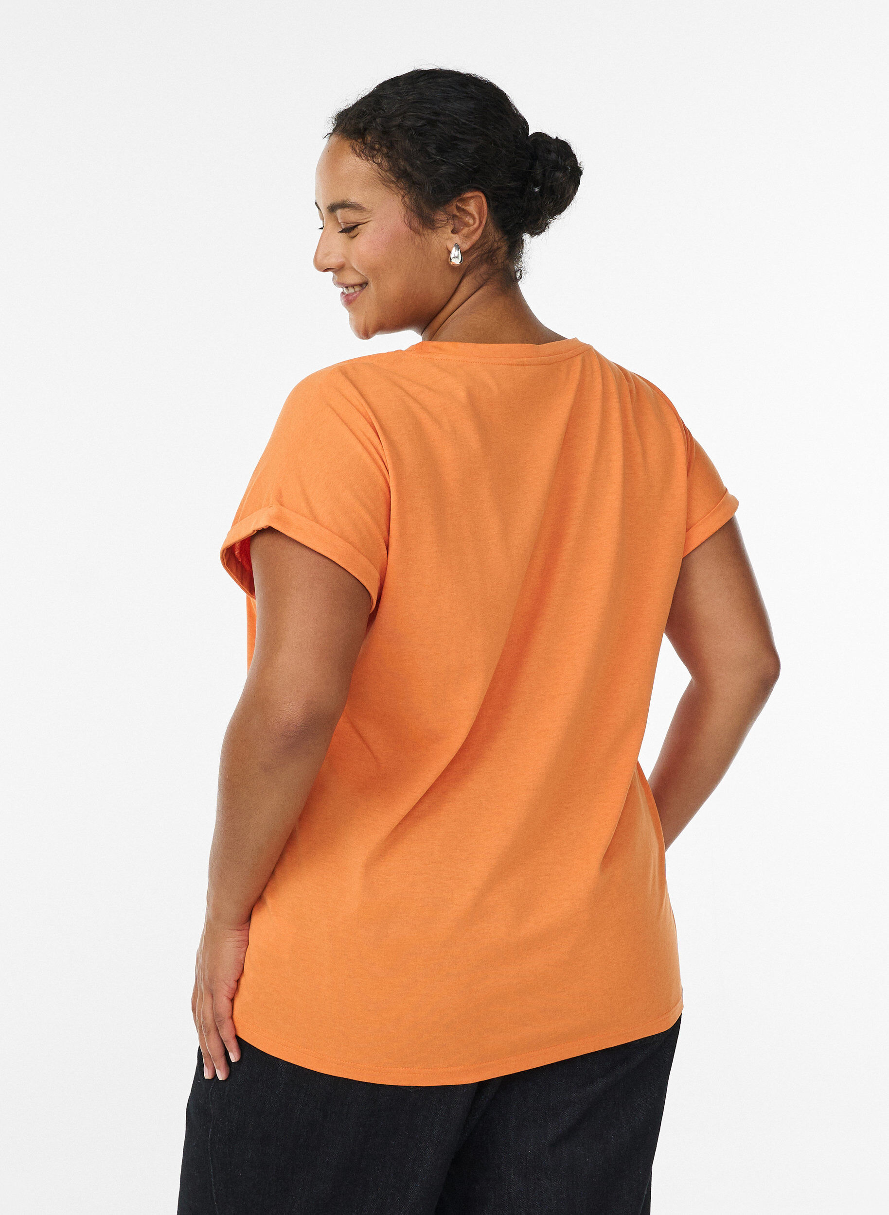 Zizzi T-shirt met korte mouwen in een katoenmix, Oranje, Model image number 2