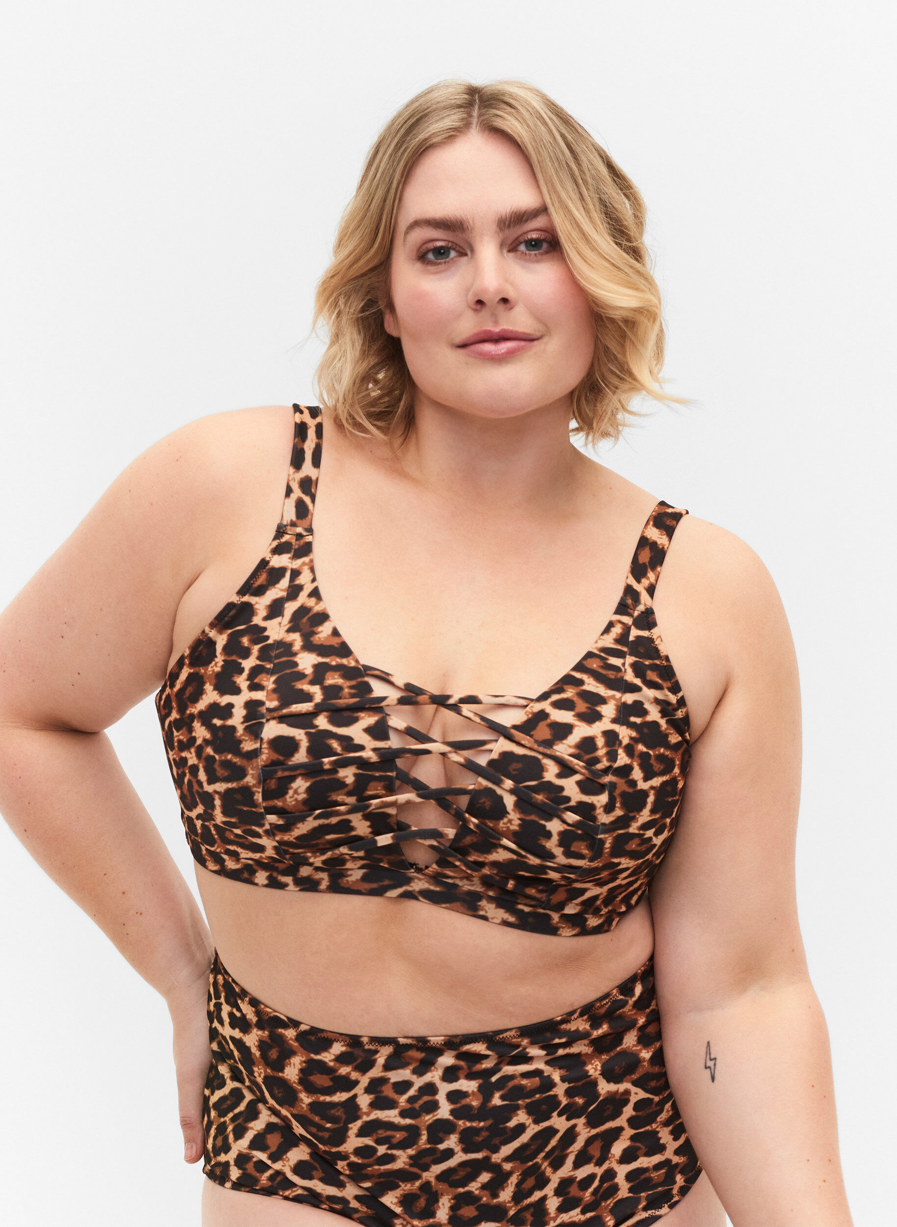 Zizzi Bikinibeha met luipaardprint en kruisdetail, Autentic Leopard, Model image number 0