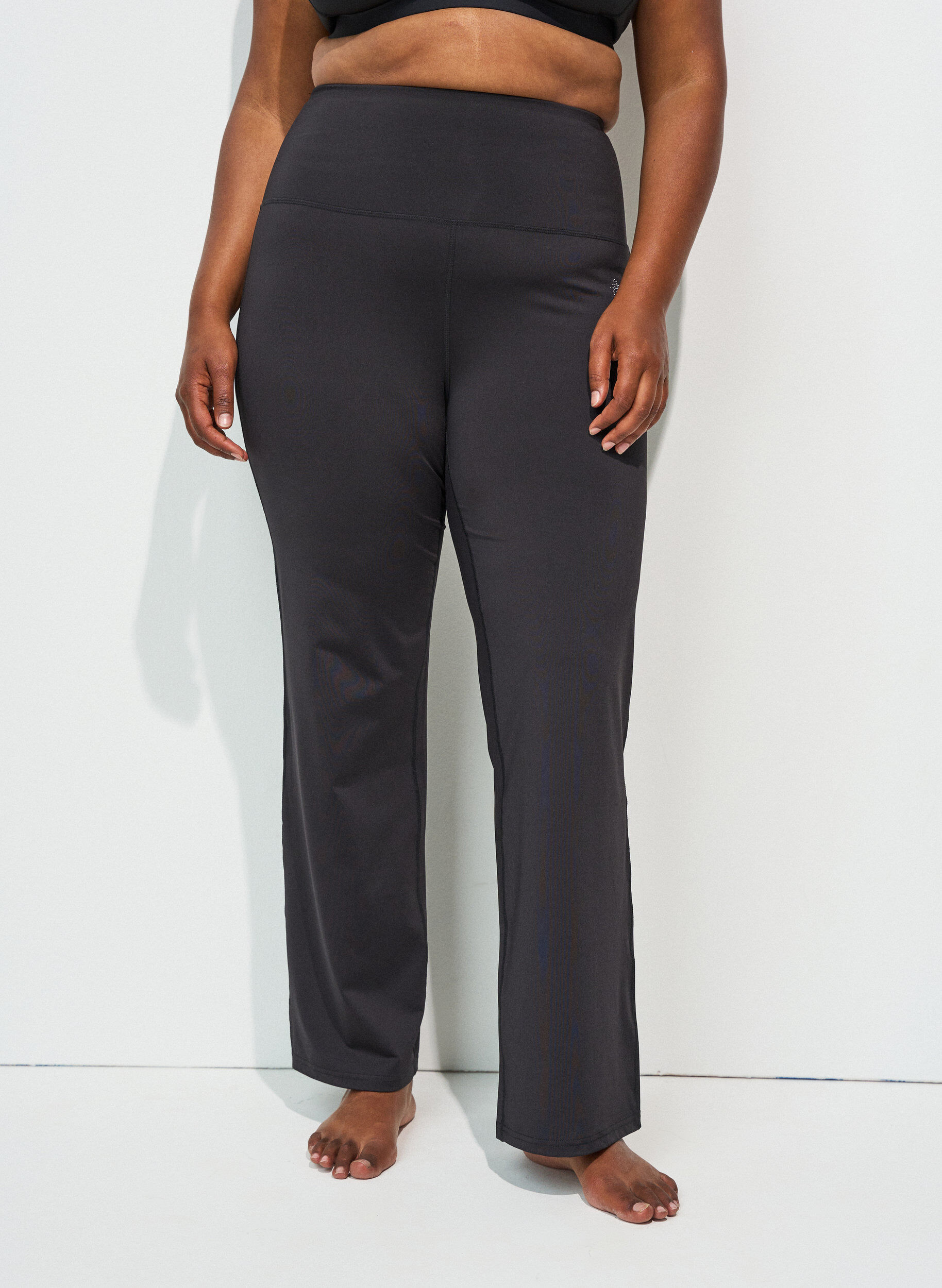 Uitlopende trainingsbroek met hoge taille, Zwart, Model