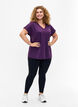 Los trainings-T-shirt met v-hals, Purple Pennant, Model image number 2