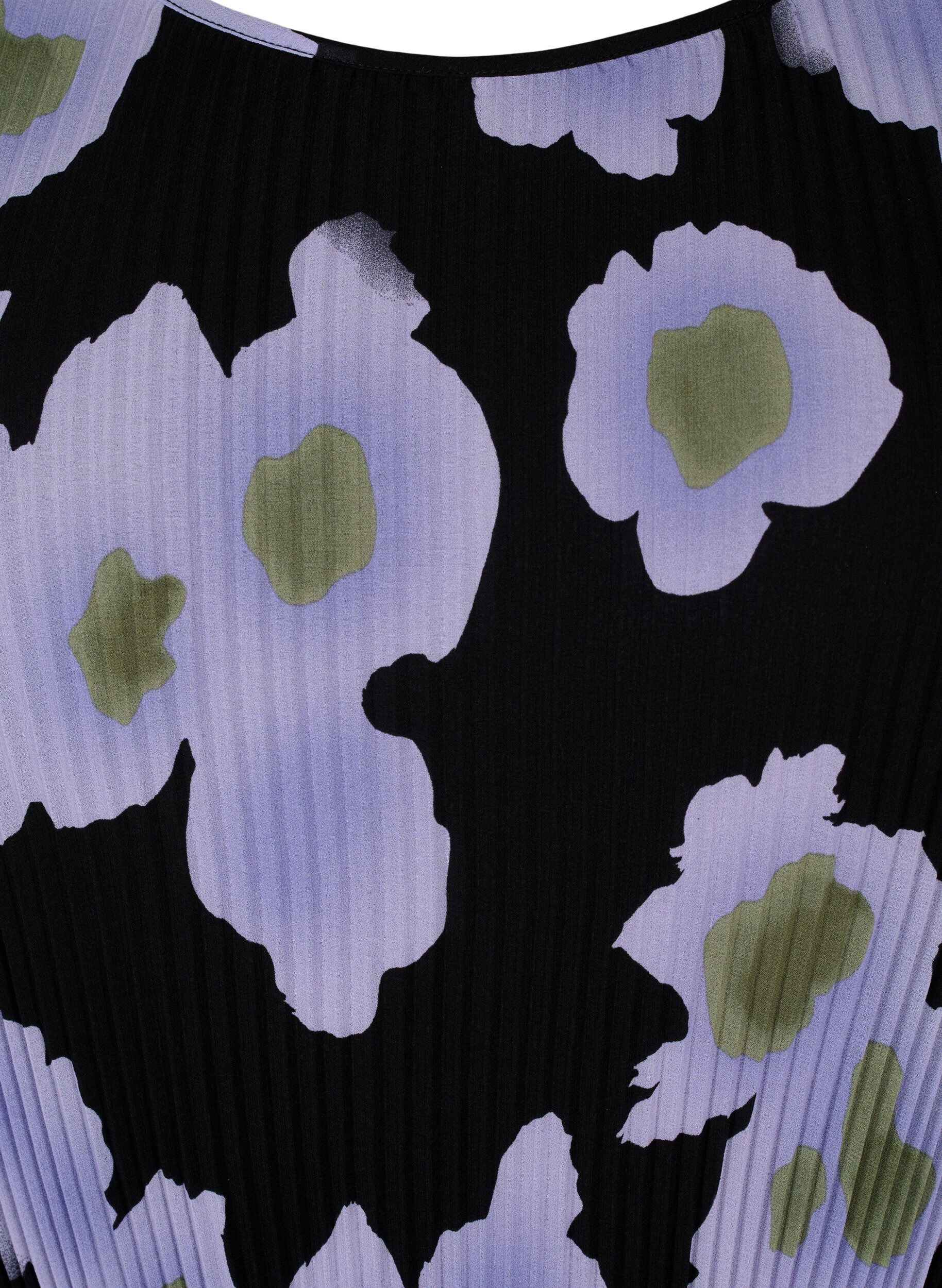 Zizzi Bedrukte geplooide jurk met bindband, Black w. Floral, Packshot image number 2