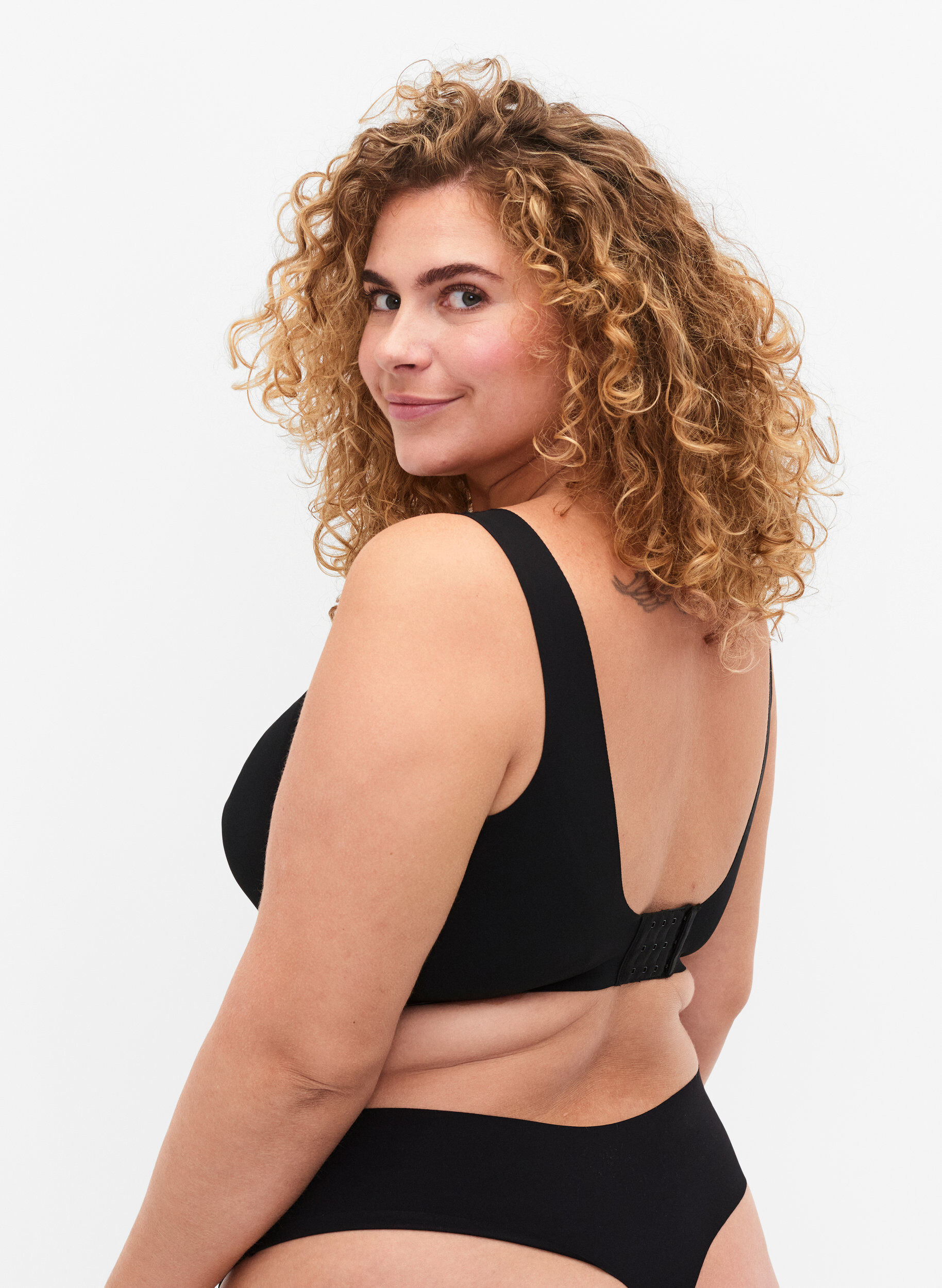 Zizzi Beha met uitneembaar inzetstuk, Black, Model image number 1