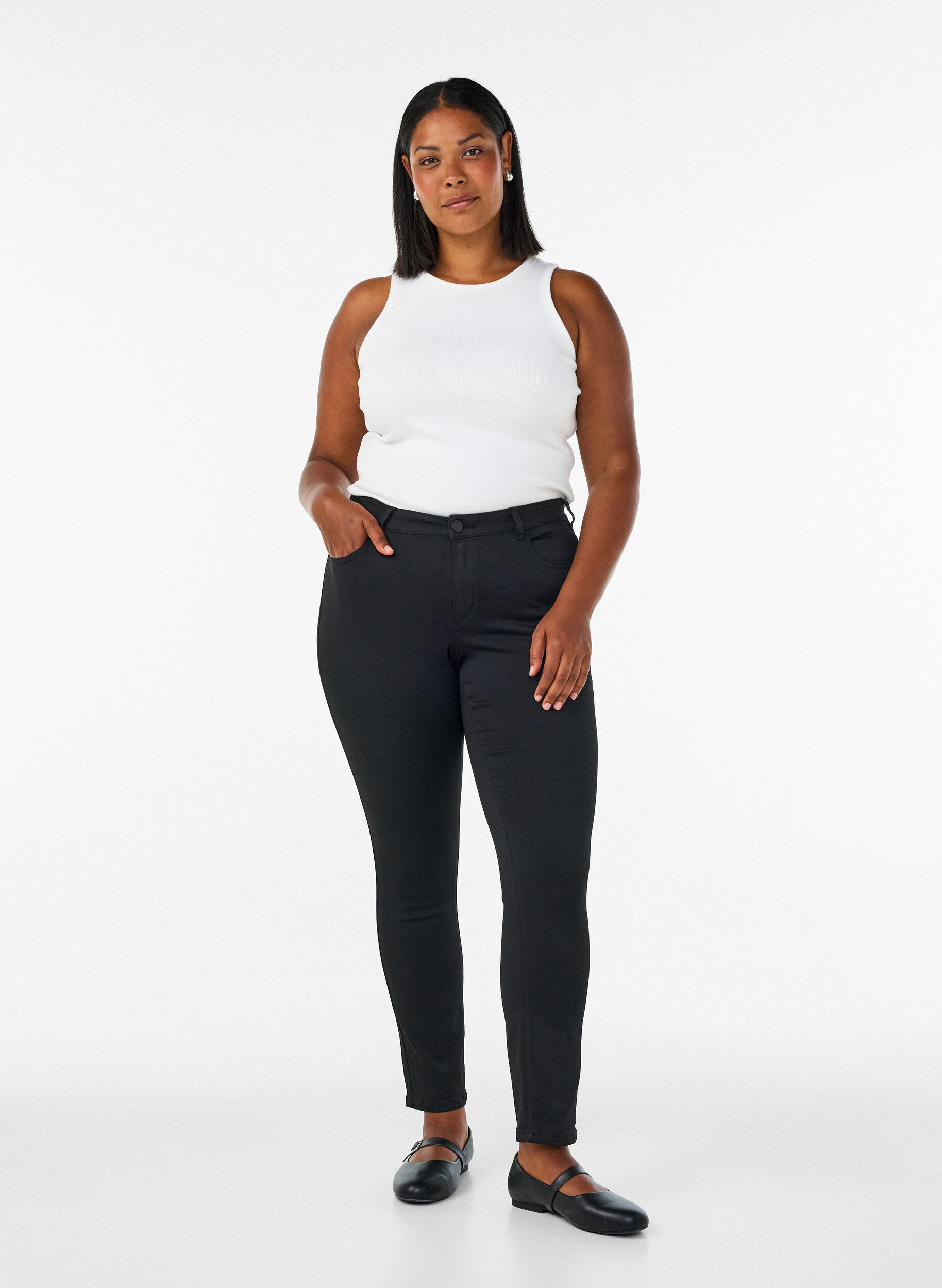 ZizziEmily Stay Black jeans met een reguliere taille, Zwart, Model image number 0