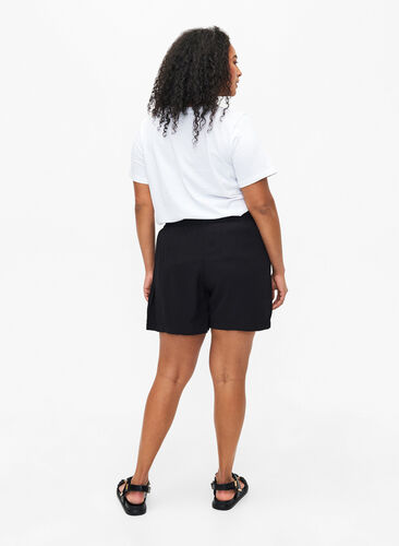Losse shorts van viscose, Black, Model image number 1