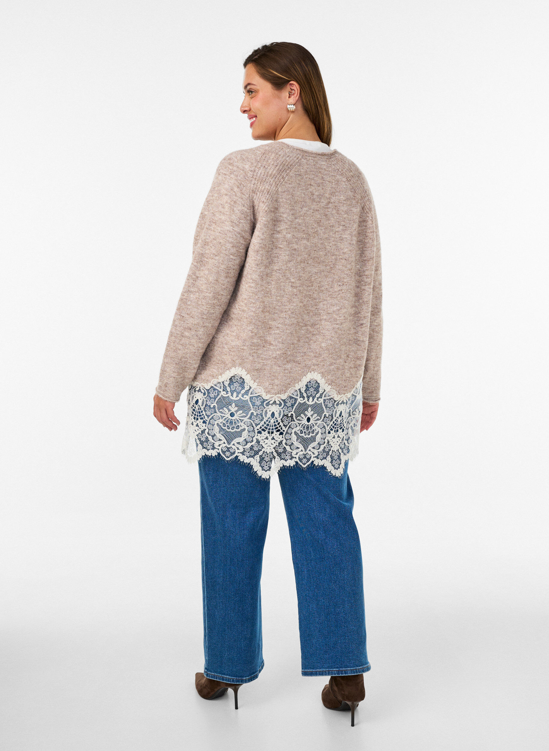 ZizziGebreide blouse met raglanmouwen en een brede kanten rand, Beige, Model image number 2