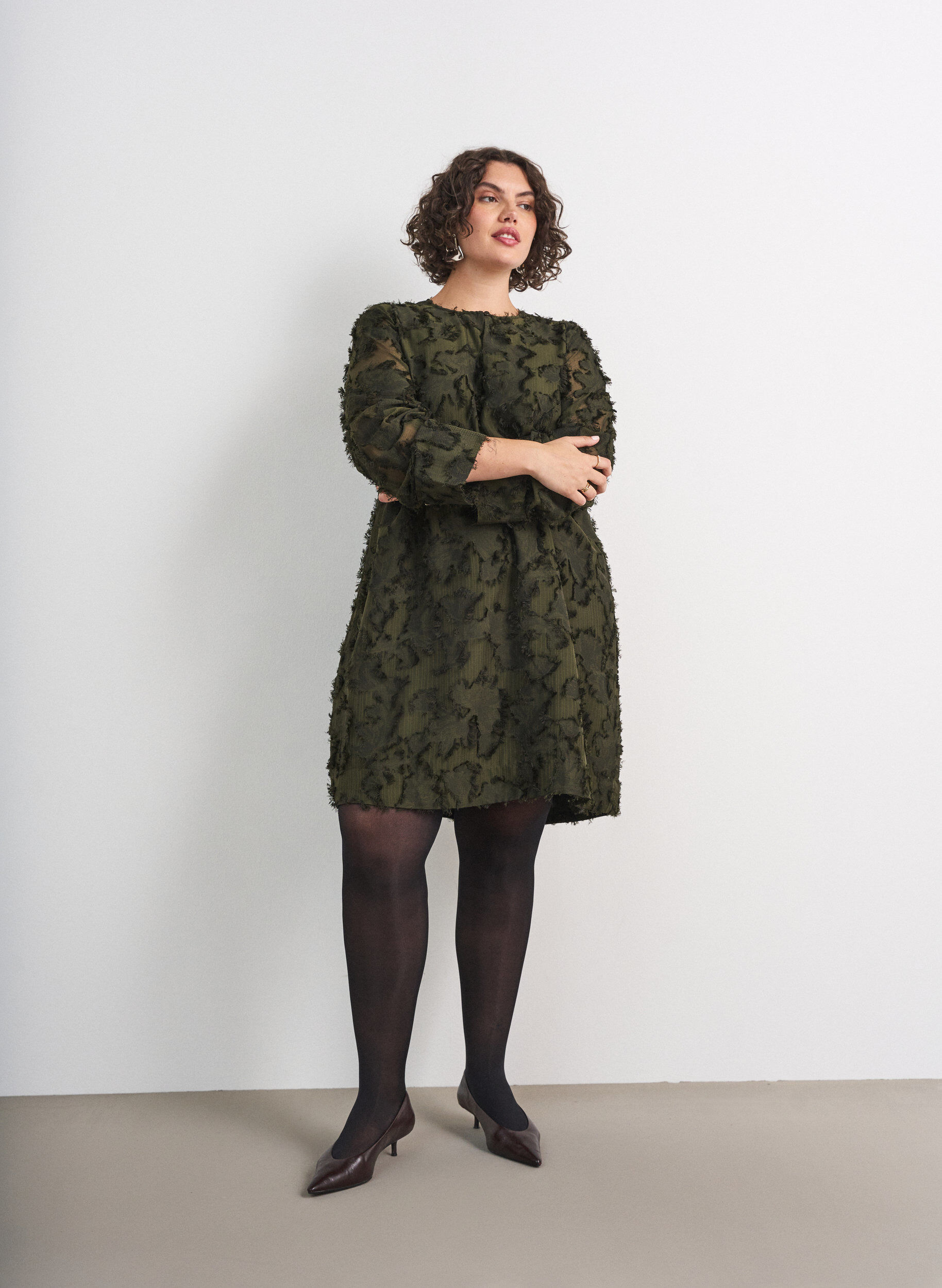 ZizziJurk met franjes en textuur, Groen, Model image number 1
