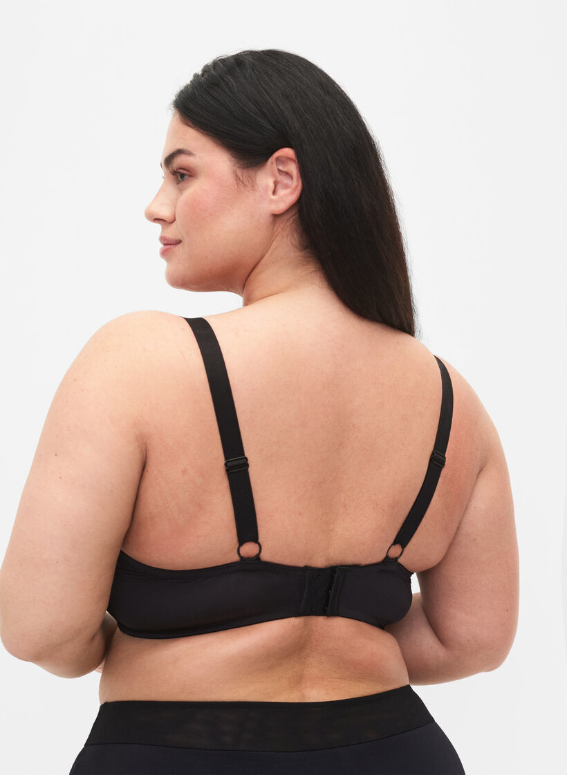 Beha met mesh en padded cups, Black, Model image number 1