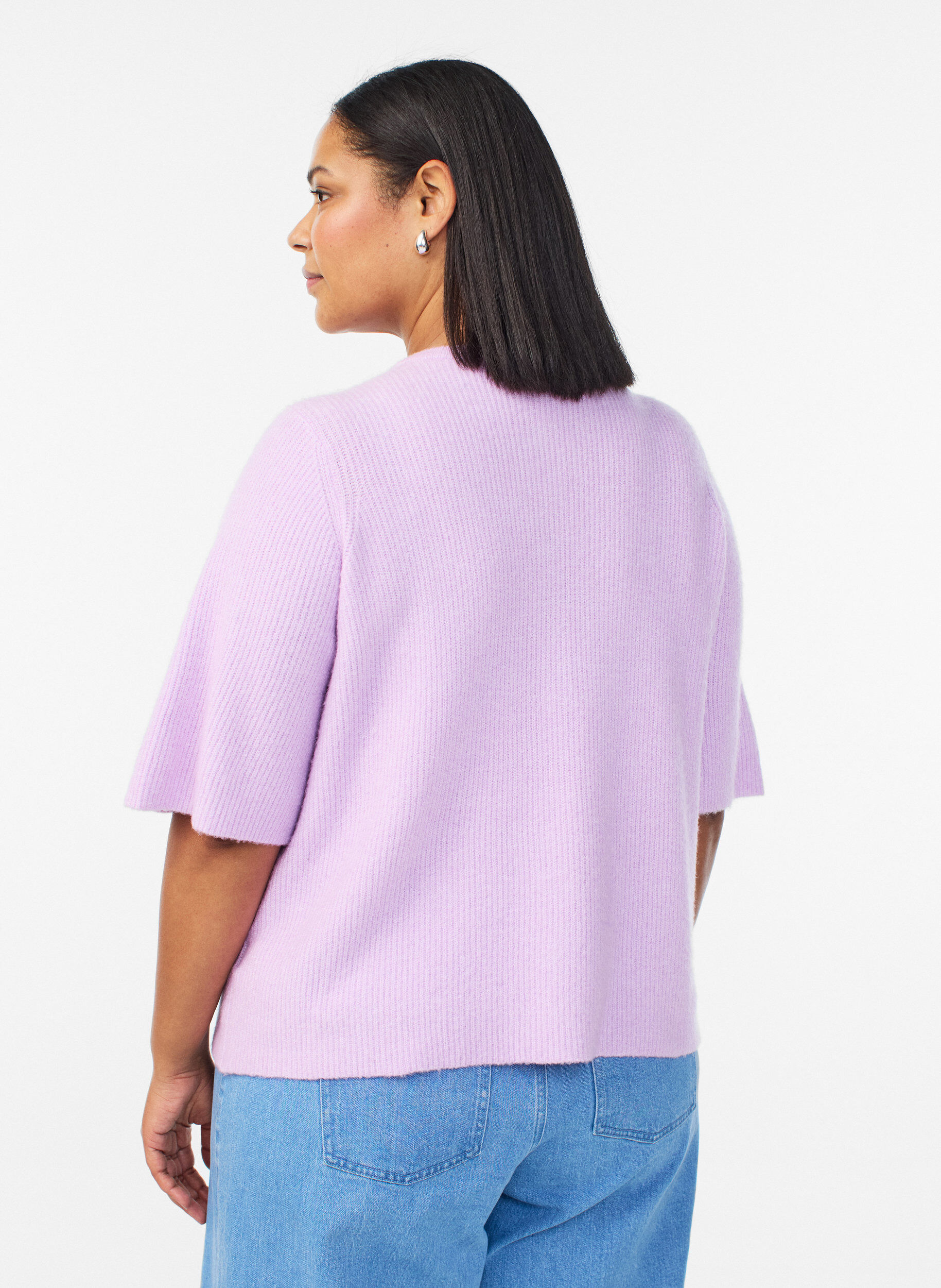 Zizzi Gebreid vest met korte mouwen en glanzende knoopjes, Paars, Model image number 2