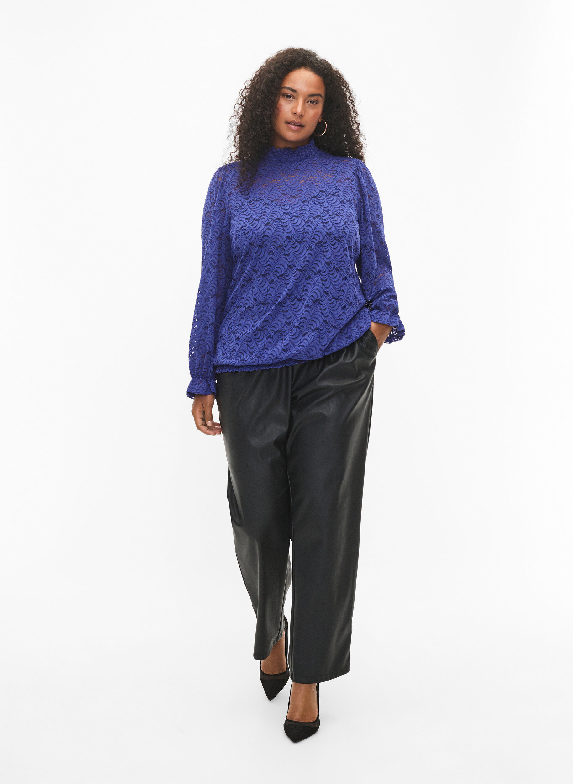 Zizzi Kanten blouse met lange mouwen en smok, Deep Ultramarine, Model image number 2