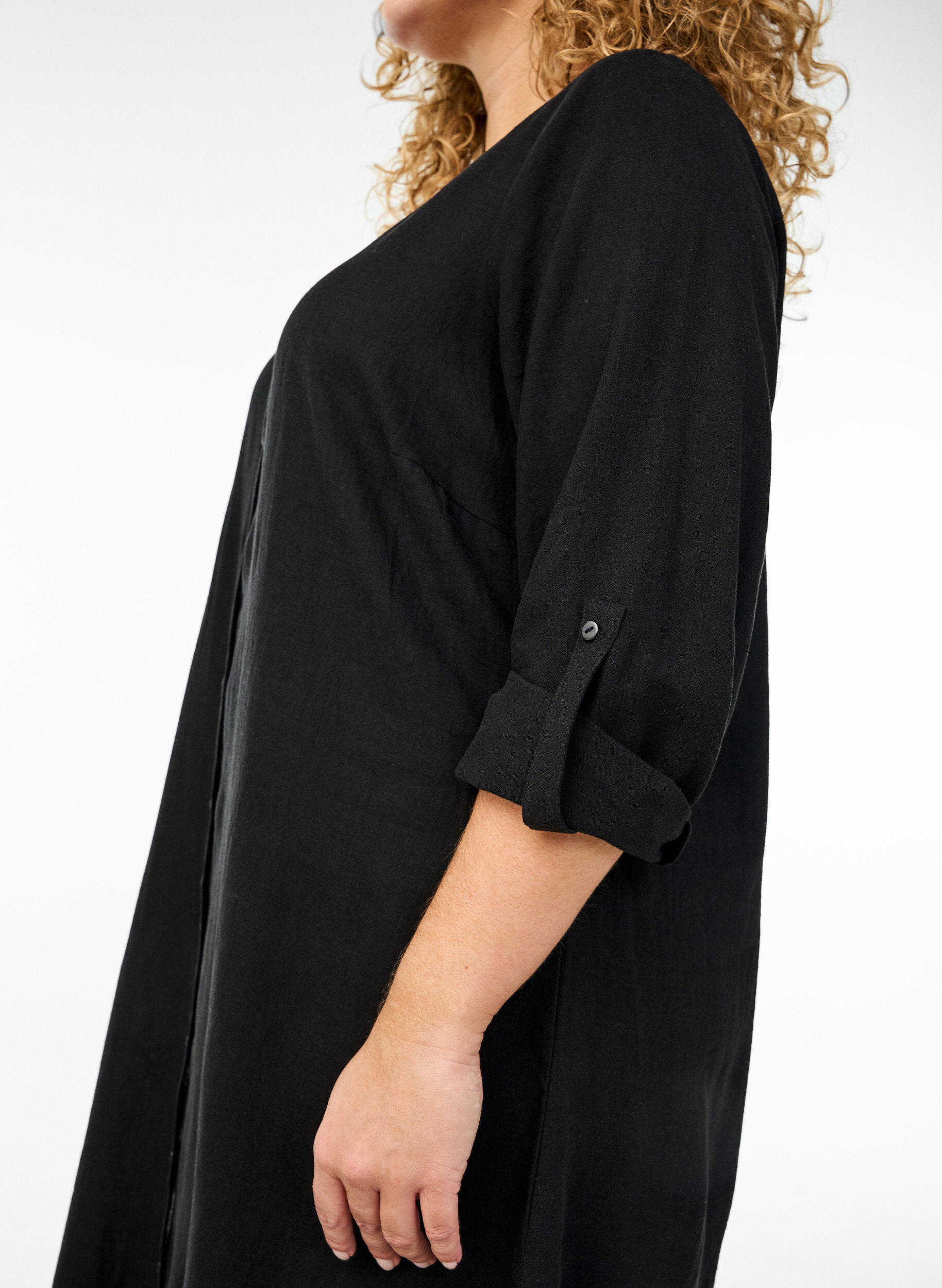 ZizziLang shirt in linnen en viscose, Zwart, Model image number 2