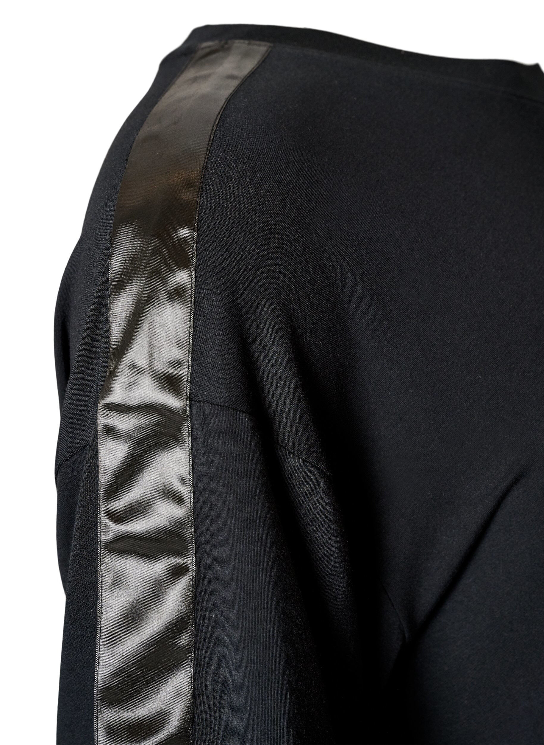 ZizziNacht T-shirt met contrasterende band, Zwart, Packshot image number 3