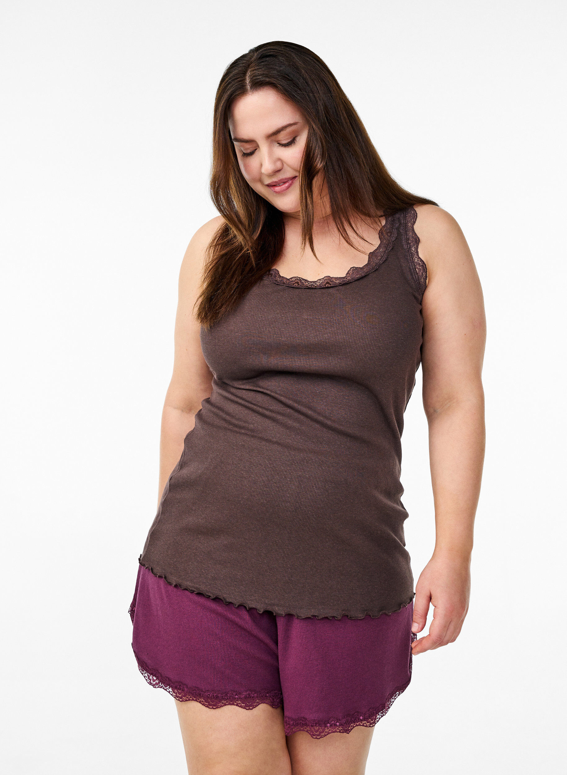 Zizzi Top met kanten afwerking, Bruin, Model image number 0