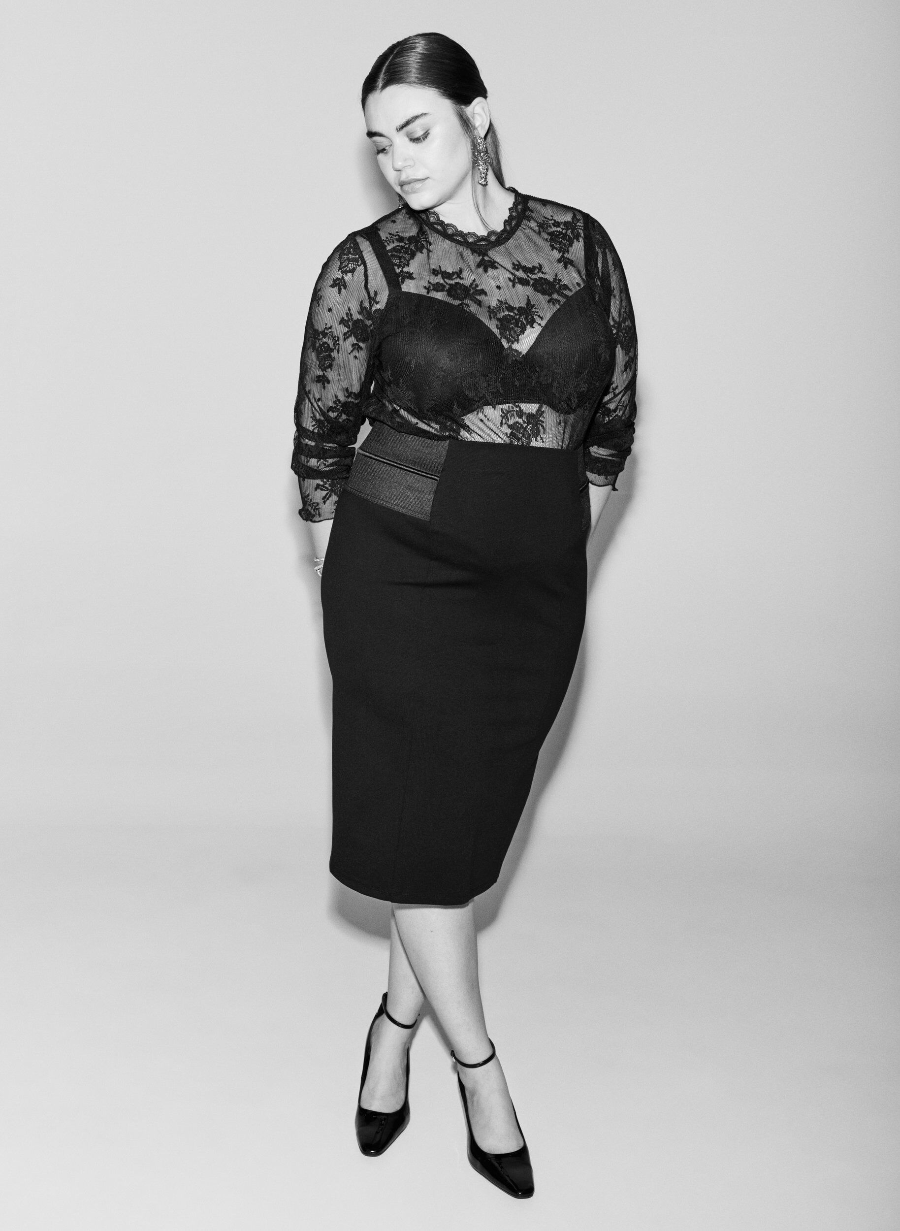 Zizzi Nauwsluitende rok met elastiek in de taille, Zwart, Image image number 0