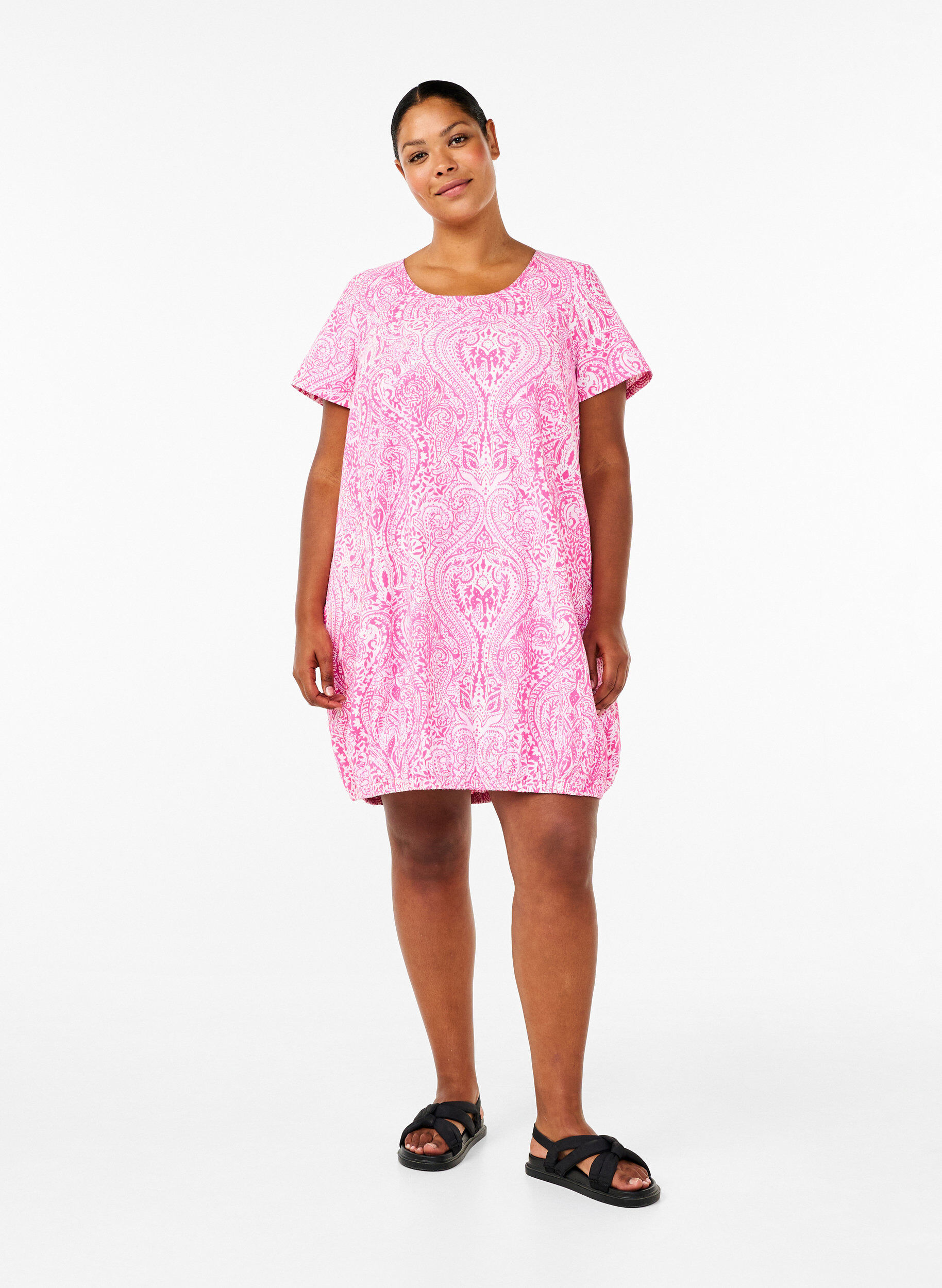 Zizzi Katoenen jurk met korte mouwen en paisleyprint, Roze, Model image number 1