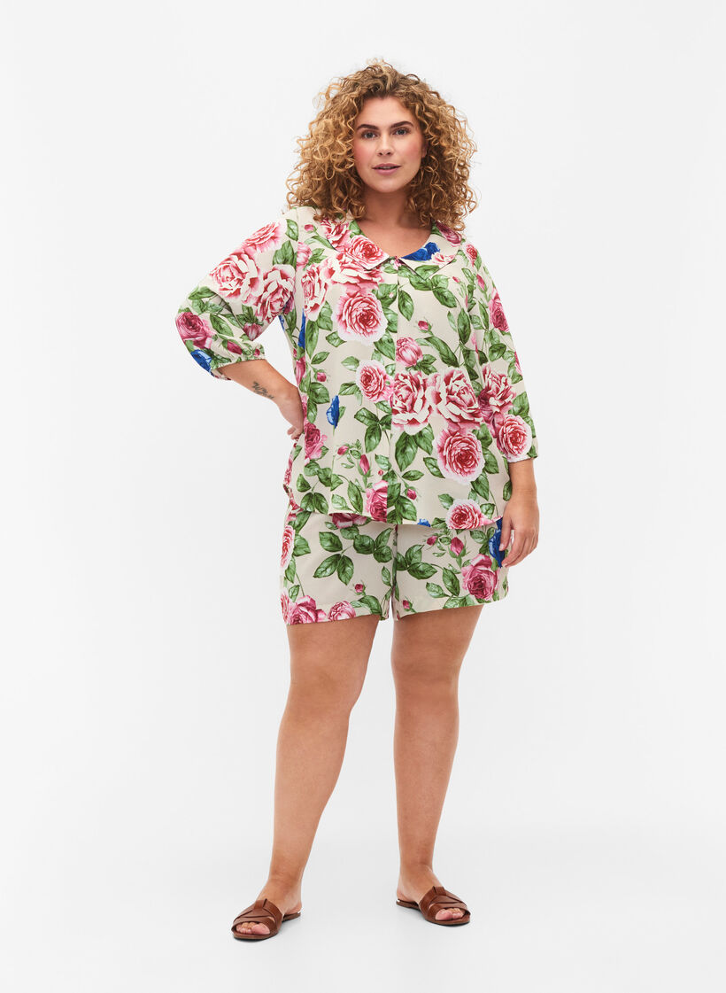 Shorts met bloemenprint, Bright Flower , Model image number 3