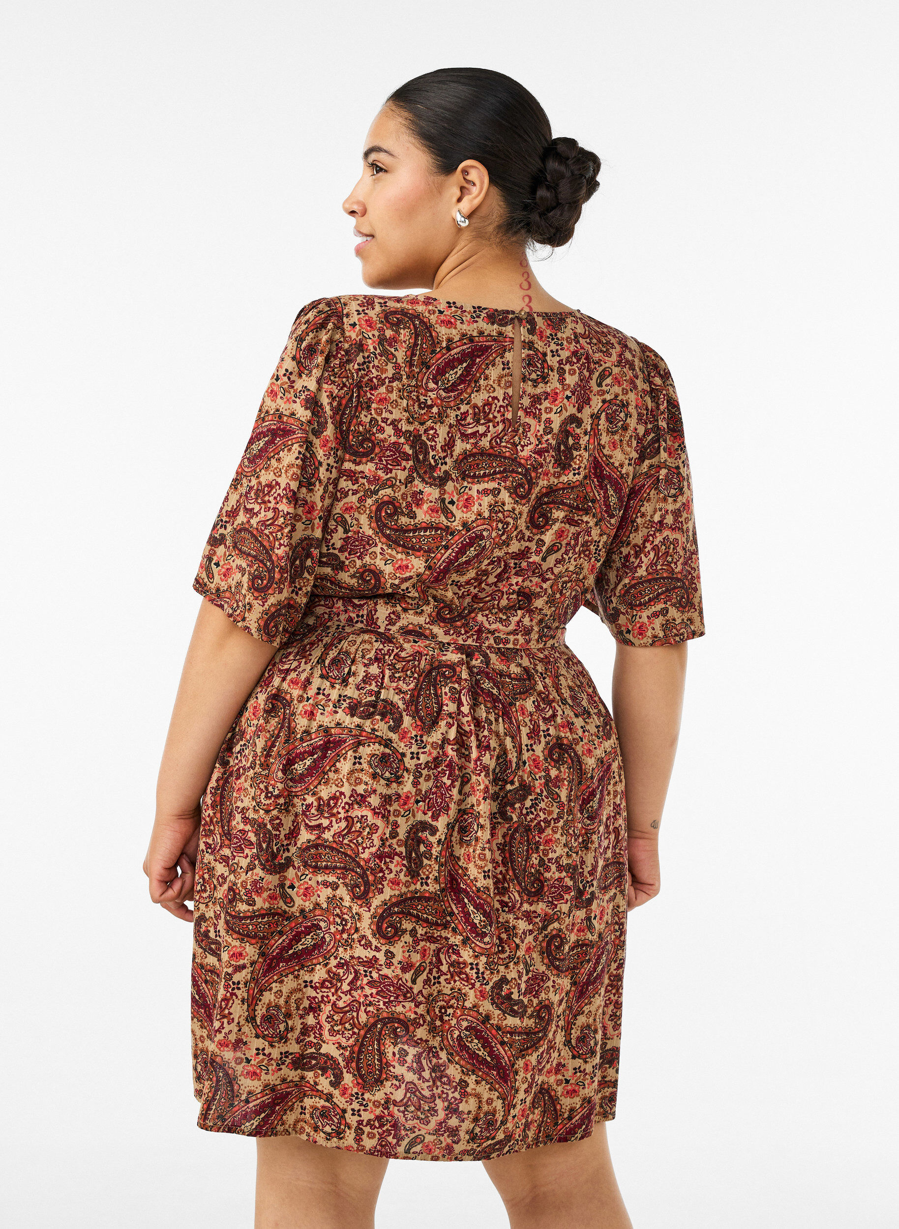 ZizziJurk met paisleyprint en strikceintuur, Bruin, Model image number 2