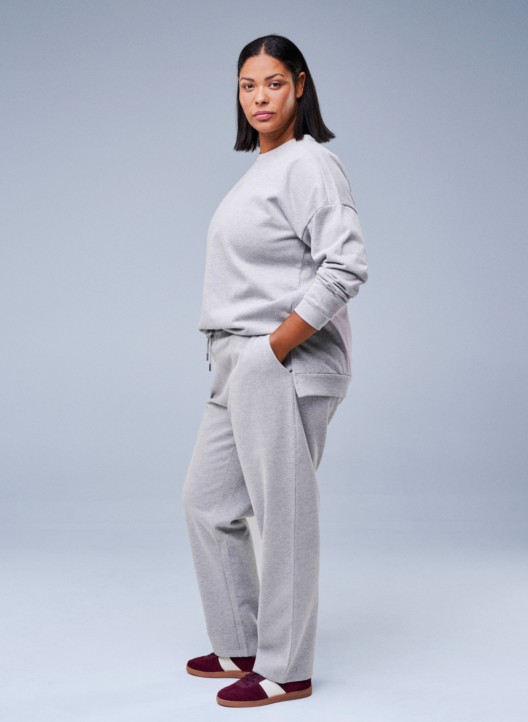 Sweatpants met high waist en glitterdraad