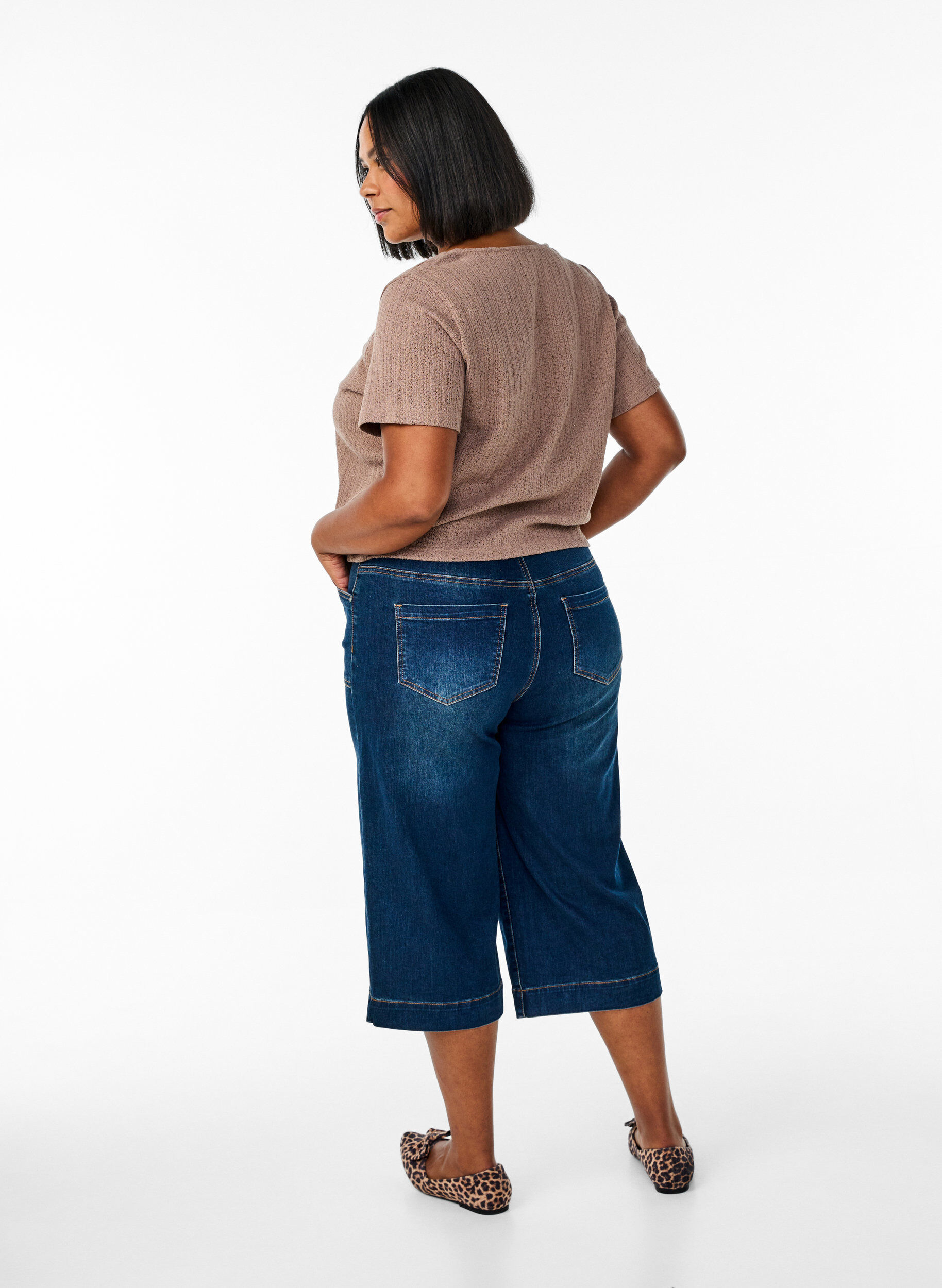 Zizzi Denim knickers met wide fit benen, Blauw, Model image number 1