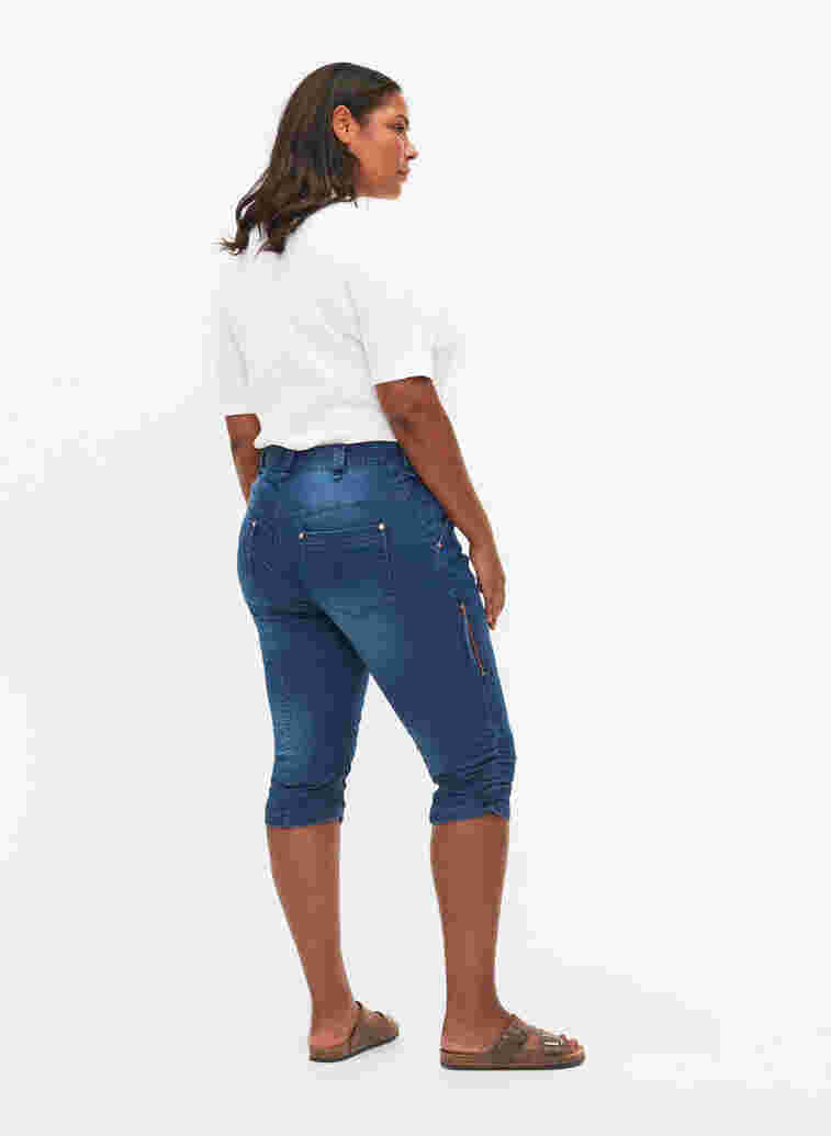 Slim fit capri jeans met zakken, Dark blue denim, Model image number 2