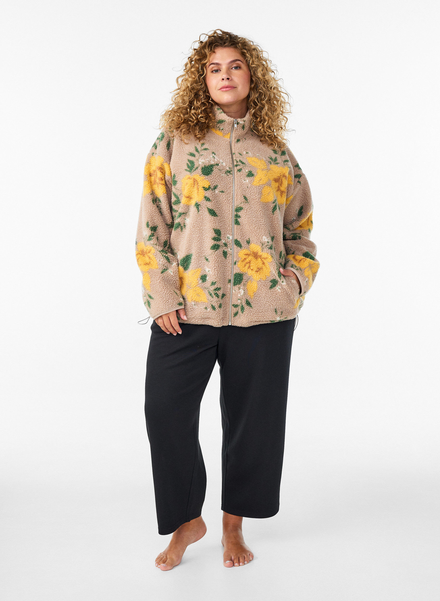 ZizziFloral fleecejack met een hoogsluitende kraag en ritssluiting, Beige, Model image number 1