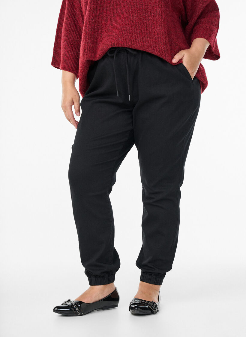 Denim joggers met zakken, Zwart, Model image number 2