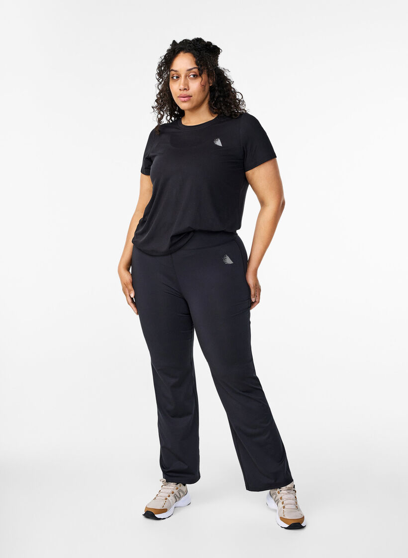 Slim fit sport T-shirt met ronde hals, Black, Model image number 2