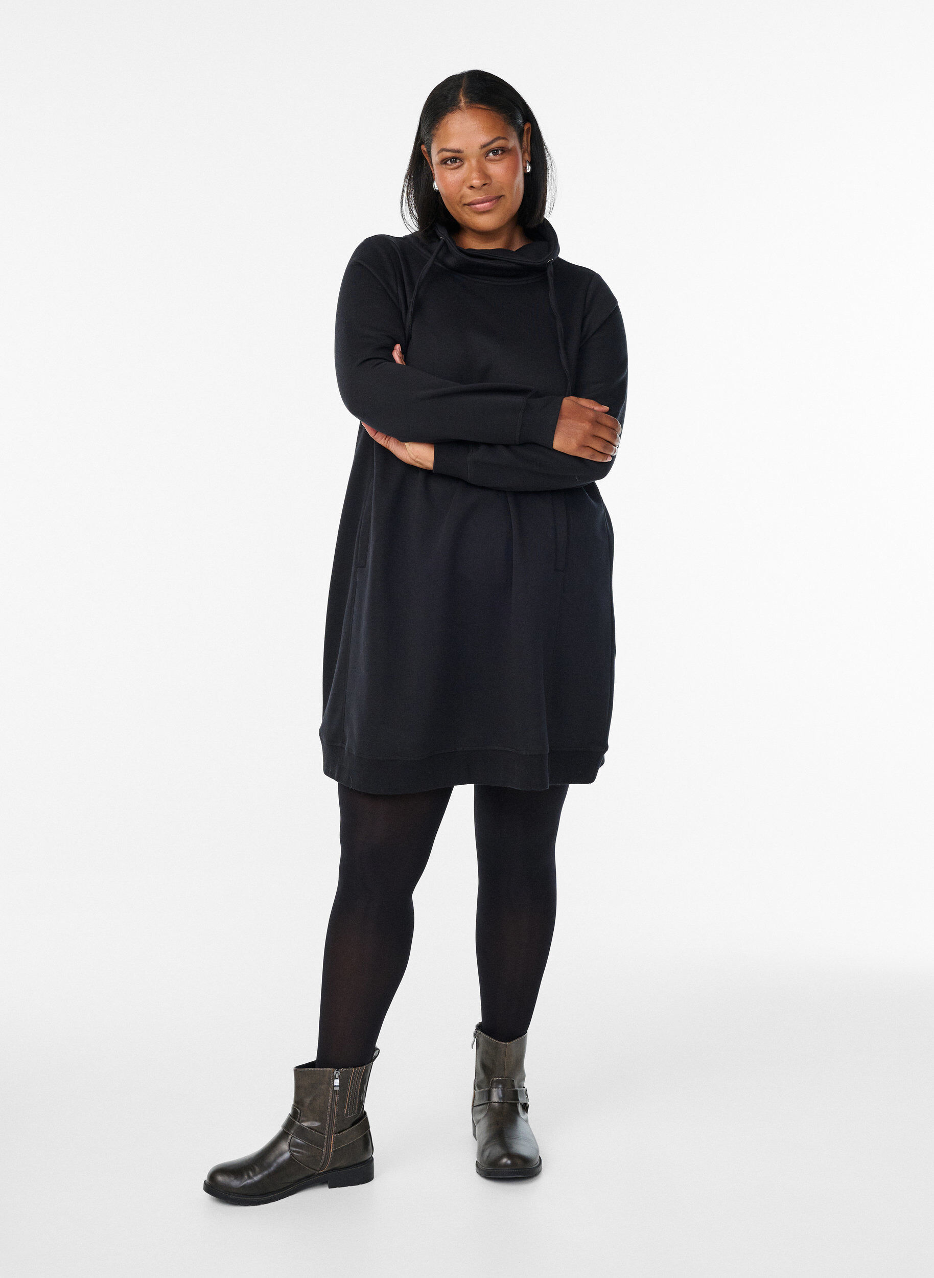 ZizziKort sweatshirt jurk met hoge kraag en zakken, Zwart, Model image number 1