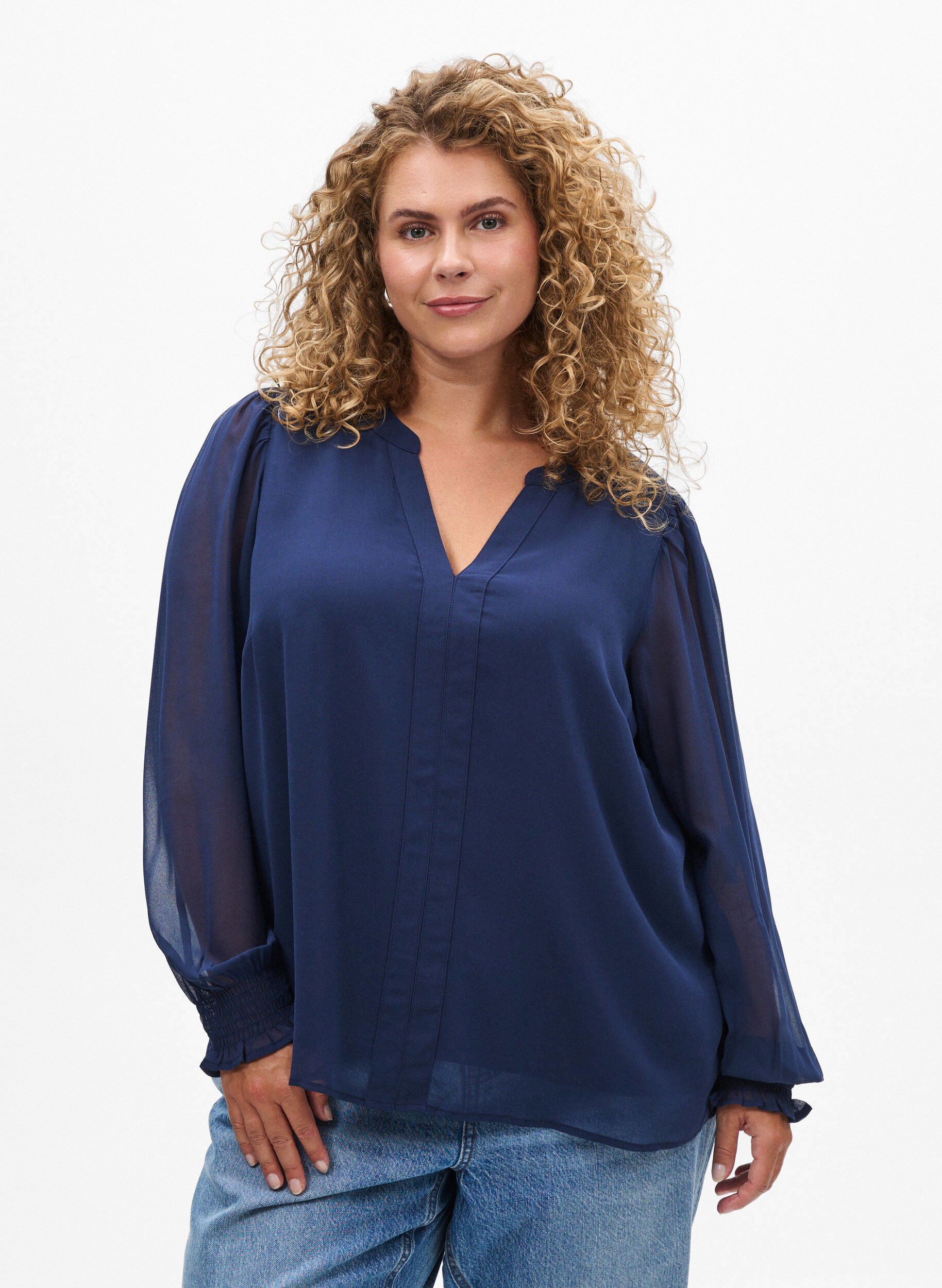 Blouse met doorschijnende mouwen en smockdetails, Blauw, Model