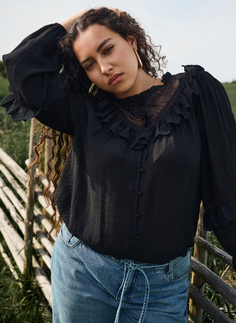 Viscose blouse met kant en ruches, Zwart, Image