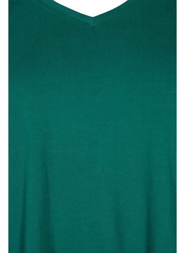 Basic t-shirt in effen kleur met katoen, Evergreen, Packshot image number 2