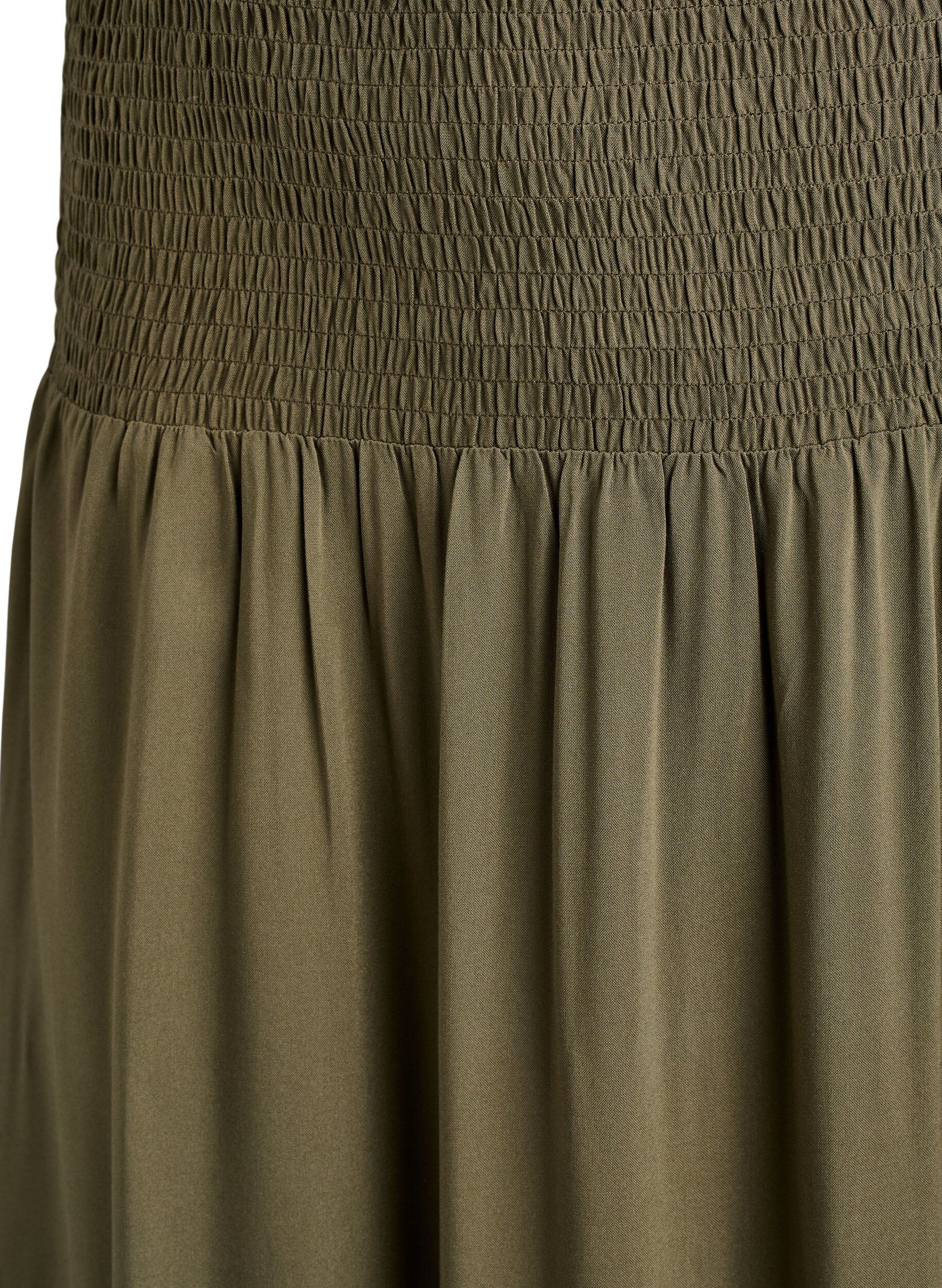 Zizzi FLASH - Maxi rok in viscose met smokwerk, Groen, Packshot image number 2
