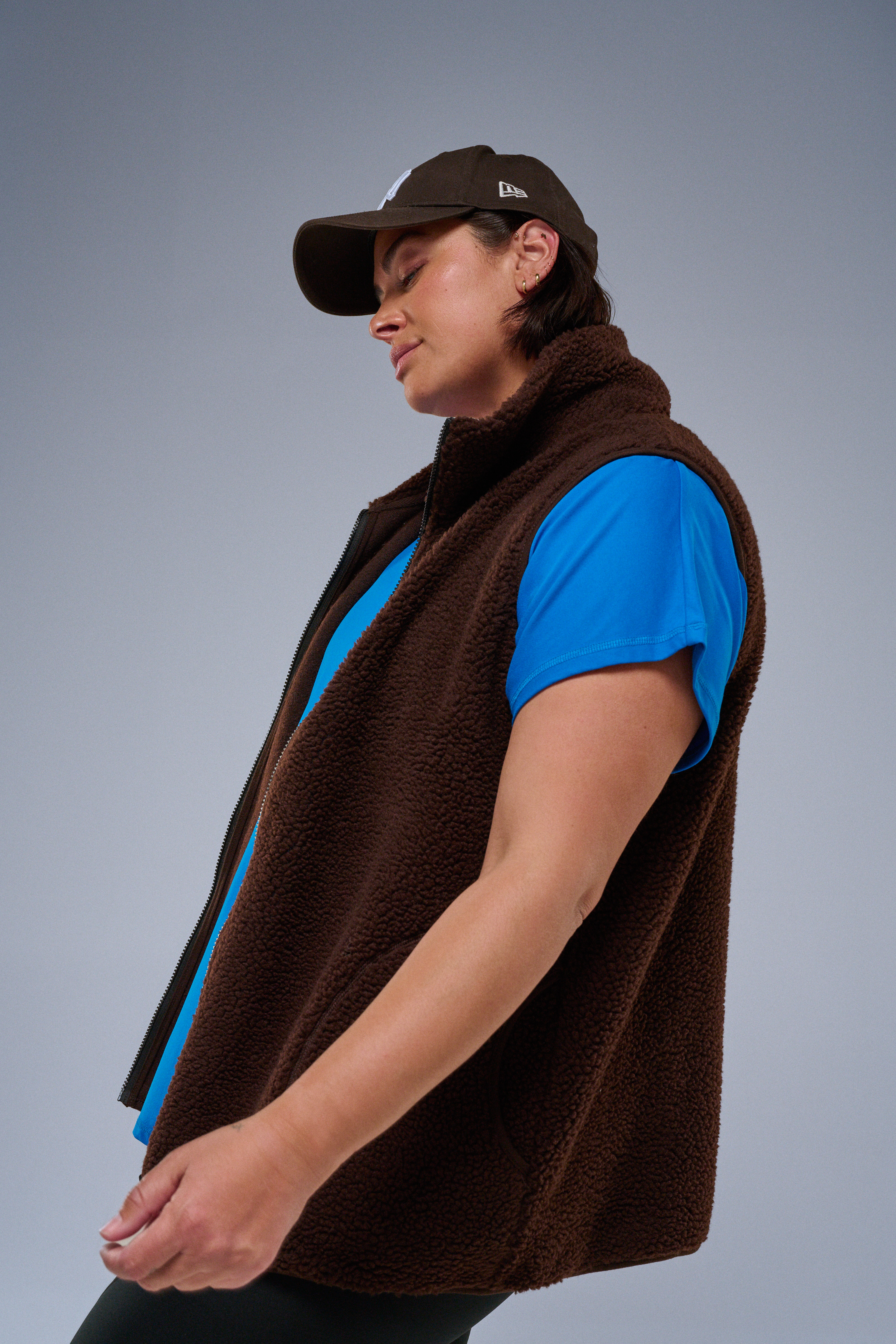 Zizzi Bruin vest met rits, , Model