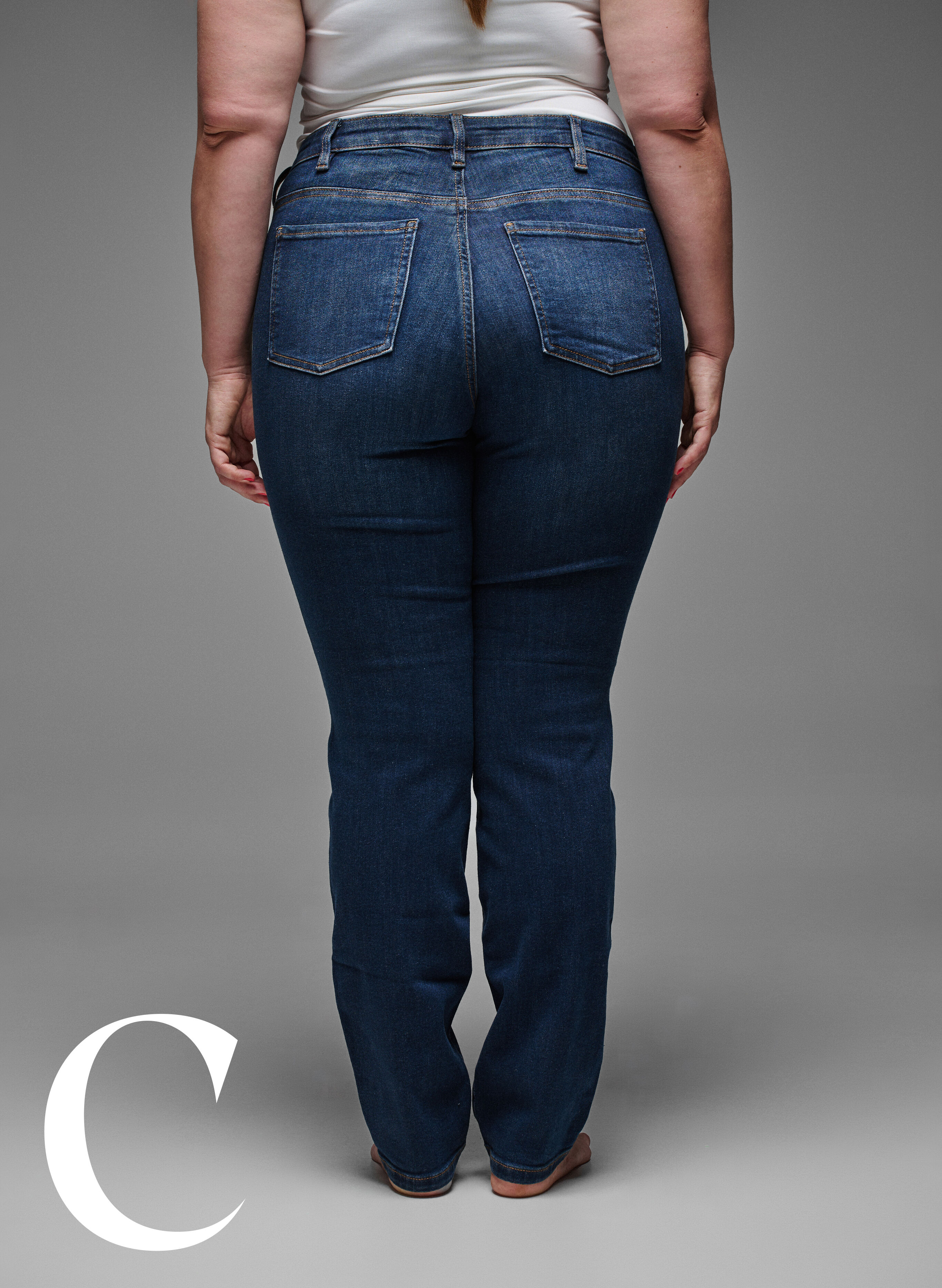 Zizzi Strakke pasvorm jeans met een normale taille, Dark Blue, Model image number 7