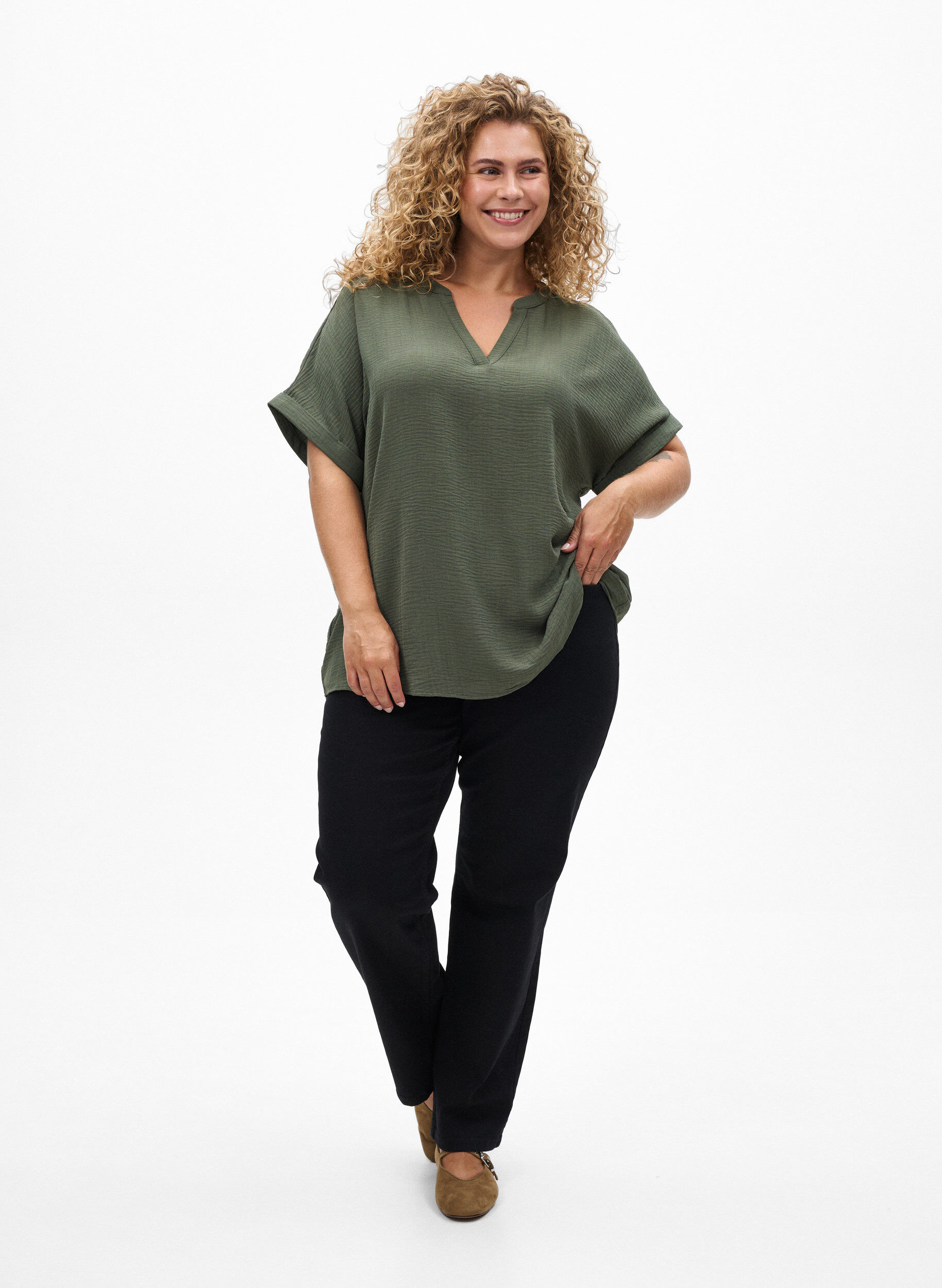 Zizzi Luchtige blouse met korte mouwen, Groen, Model image number 1