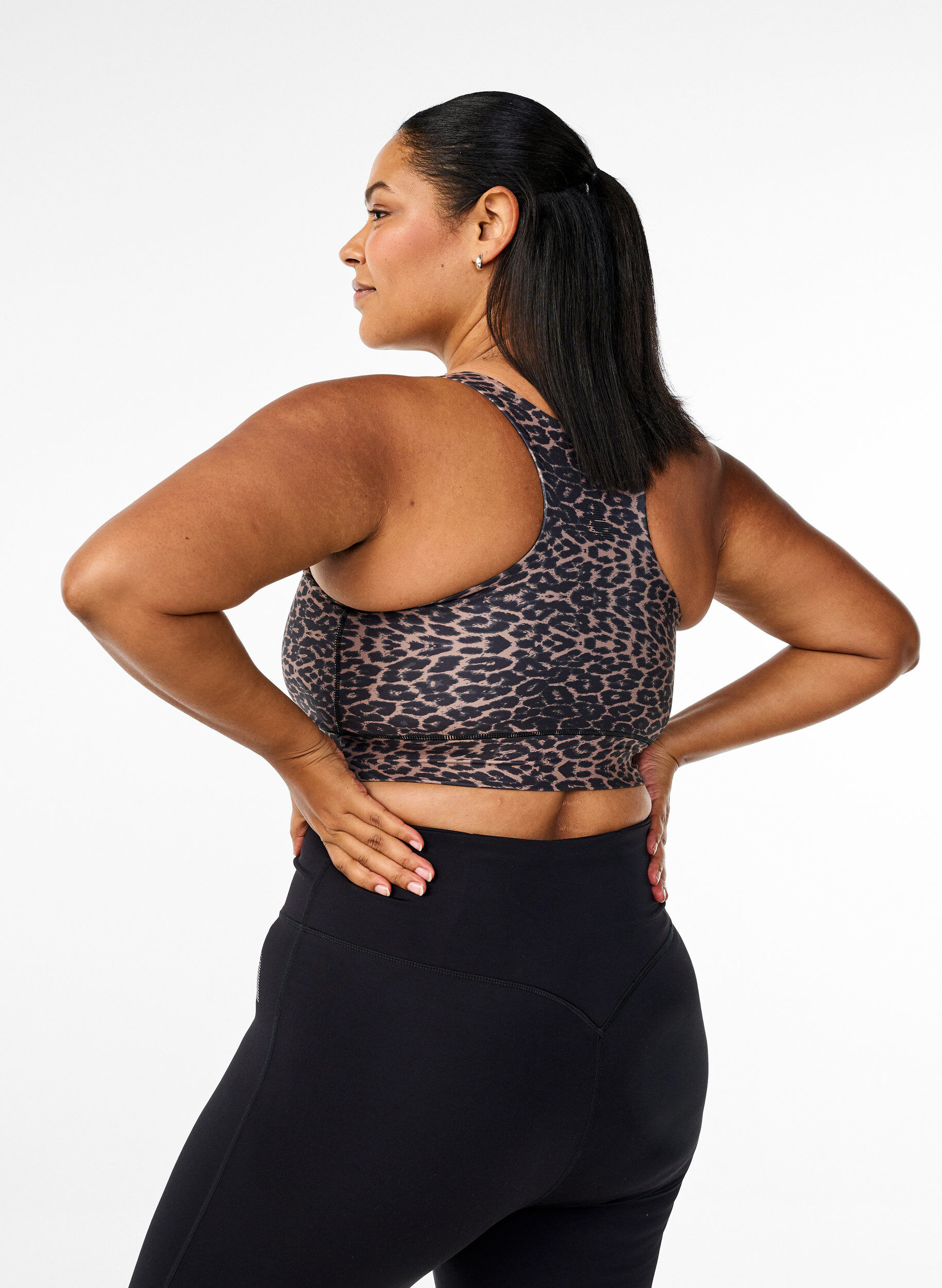 Zizzi Racerback sport-bh met luipaardprint, Bruin, Model image number 2