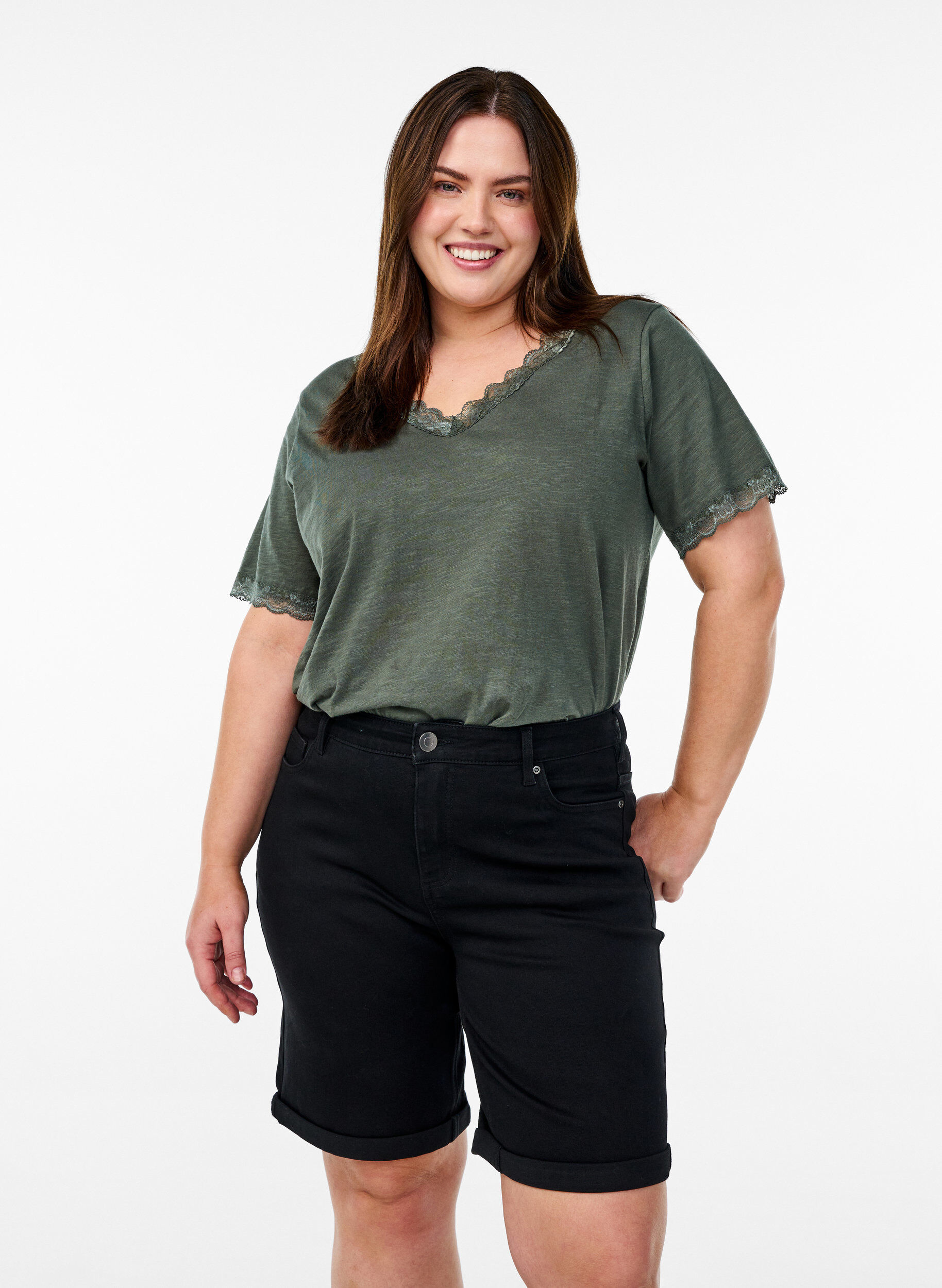 Strakzittende denim shorts met een hoge taille, Zwart, Model