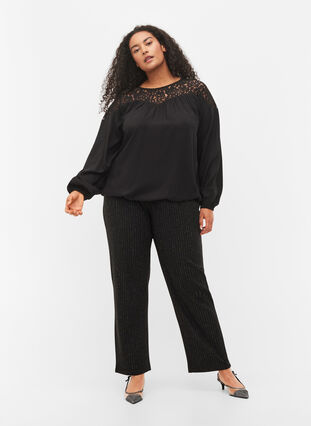 Viscose blouse met kant, Black, Model image number 2