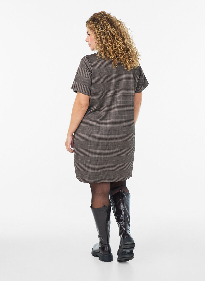 Korte geruite jurk met een overhemdkraag, Bruin, Model image number 2