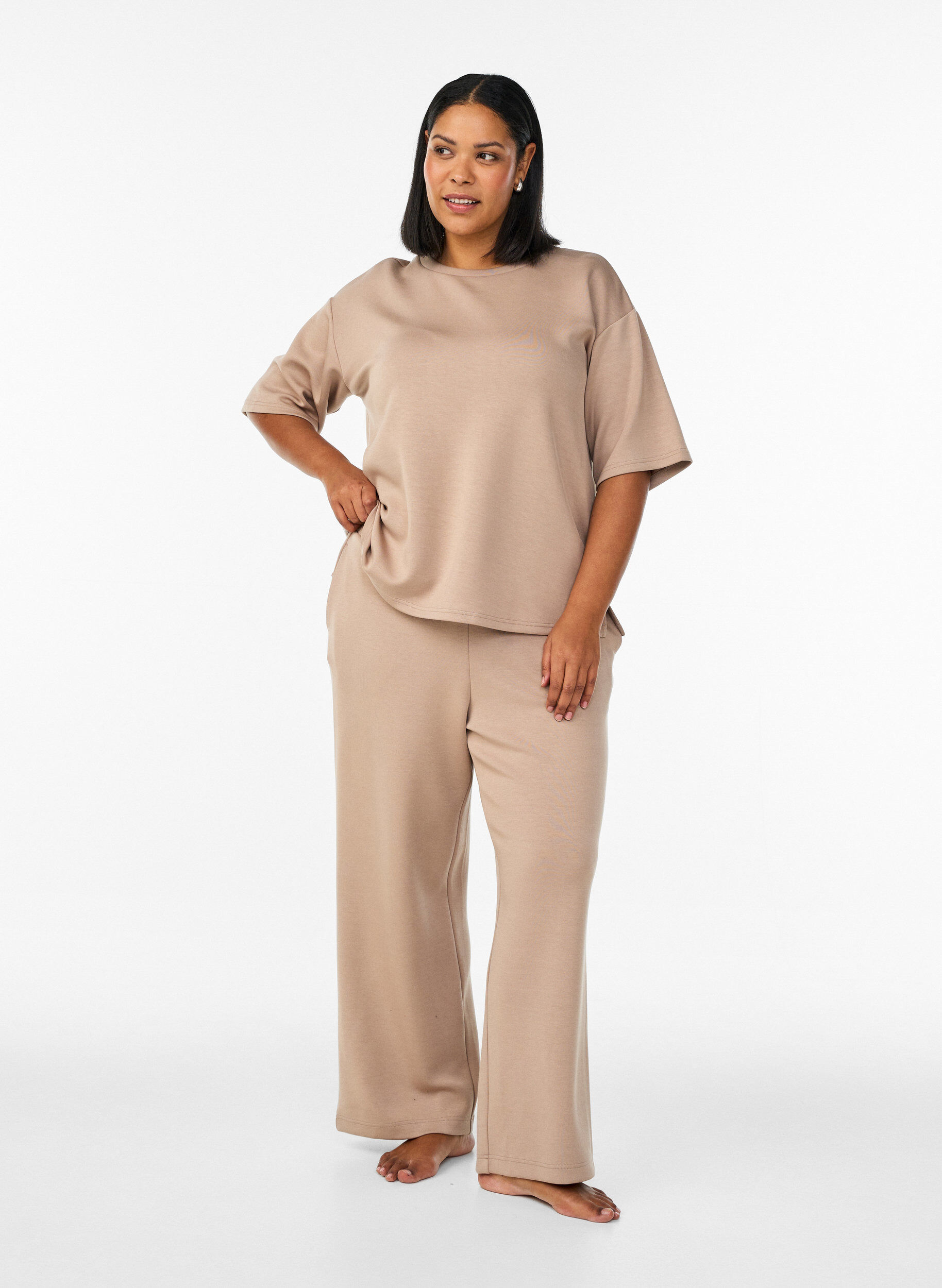 Zizzi Losse pasvorm T-shirt met halflange mouwen, Beige, Model image number 1