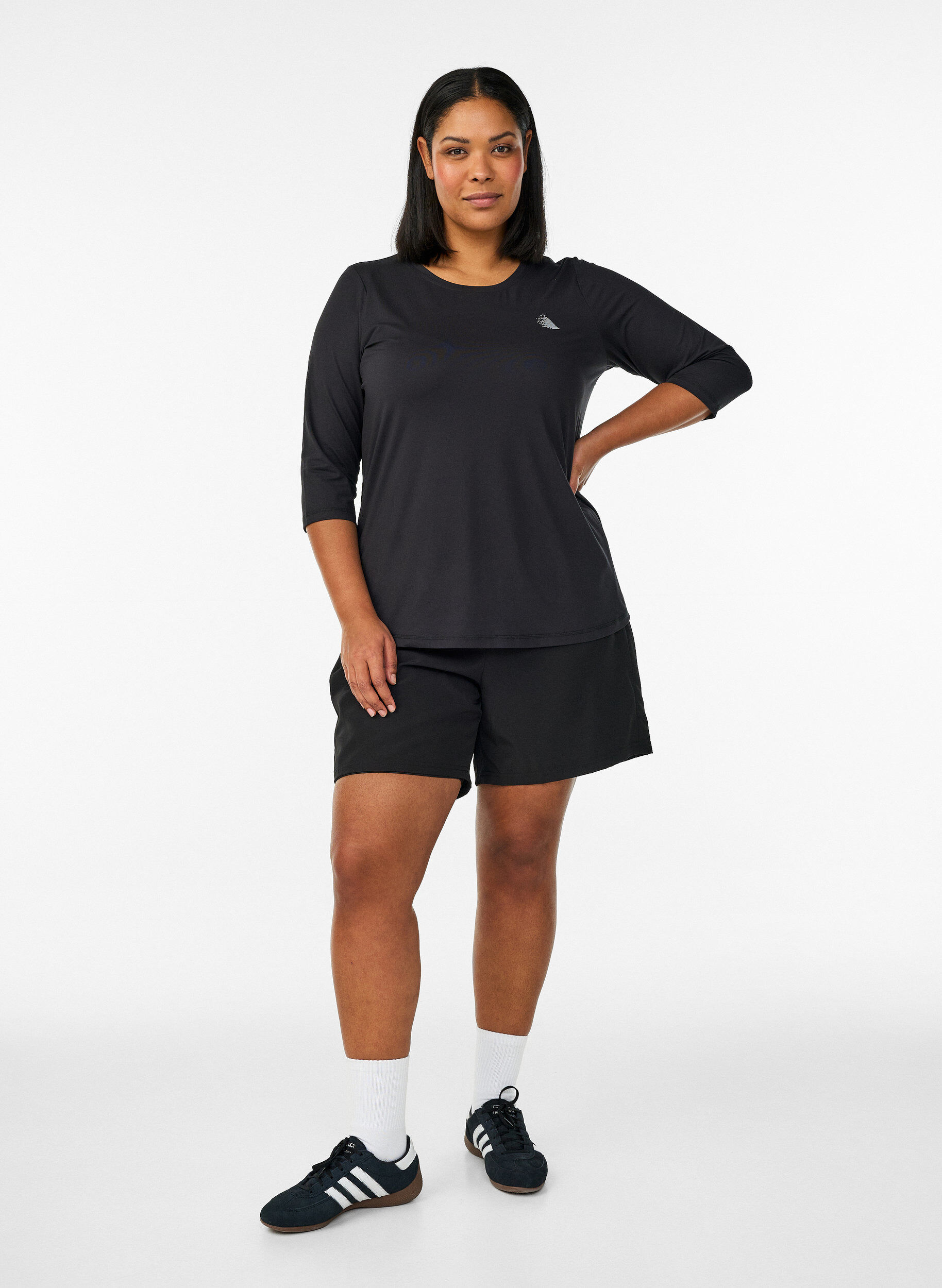 Zizzi Sporttop met 3/4 mouwen, Zwart, Model image number 1