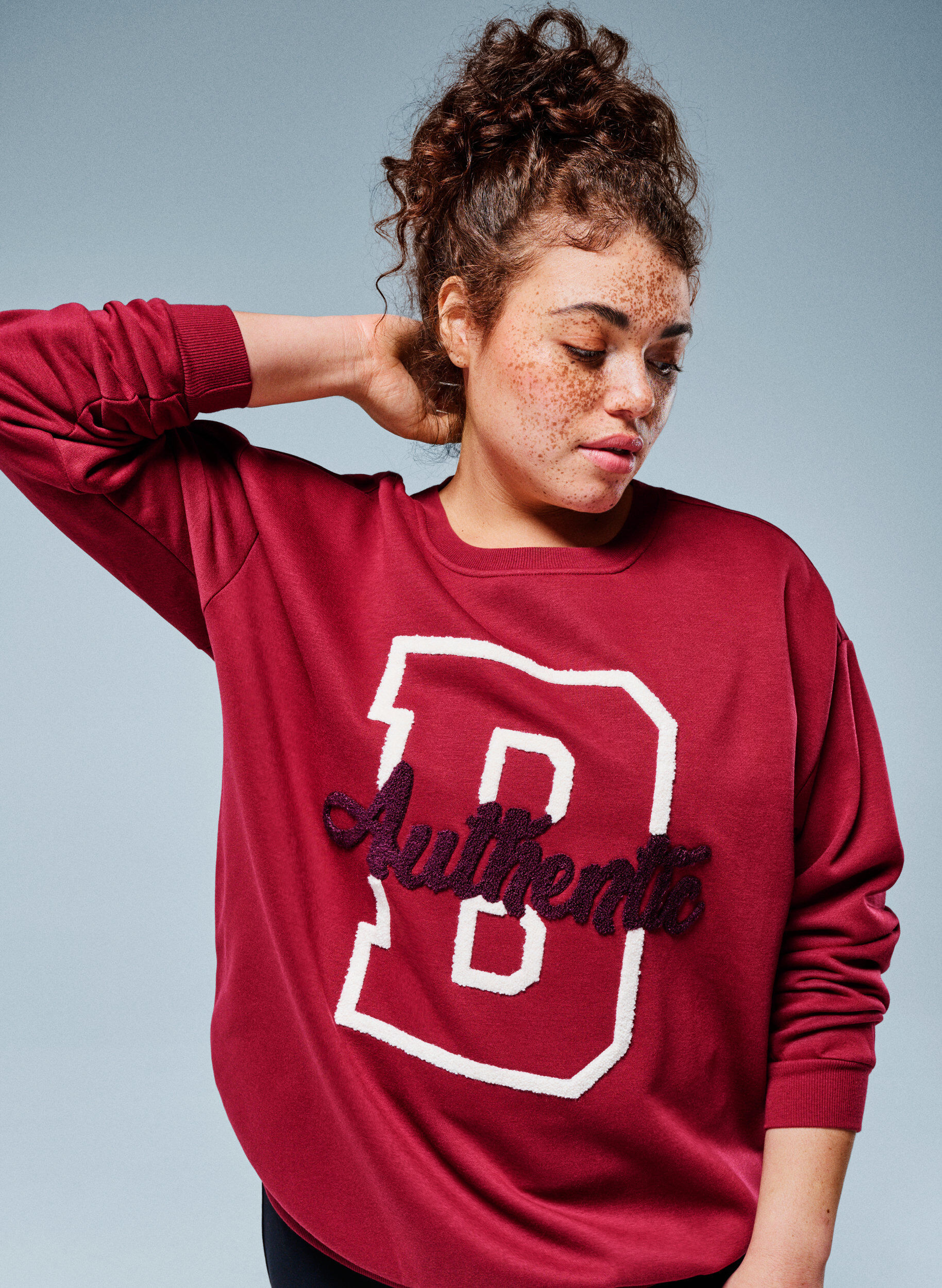 Zizzi Sweatshirt met badstof tekst, Donker Bordeaux, Image image number 0