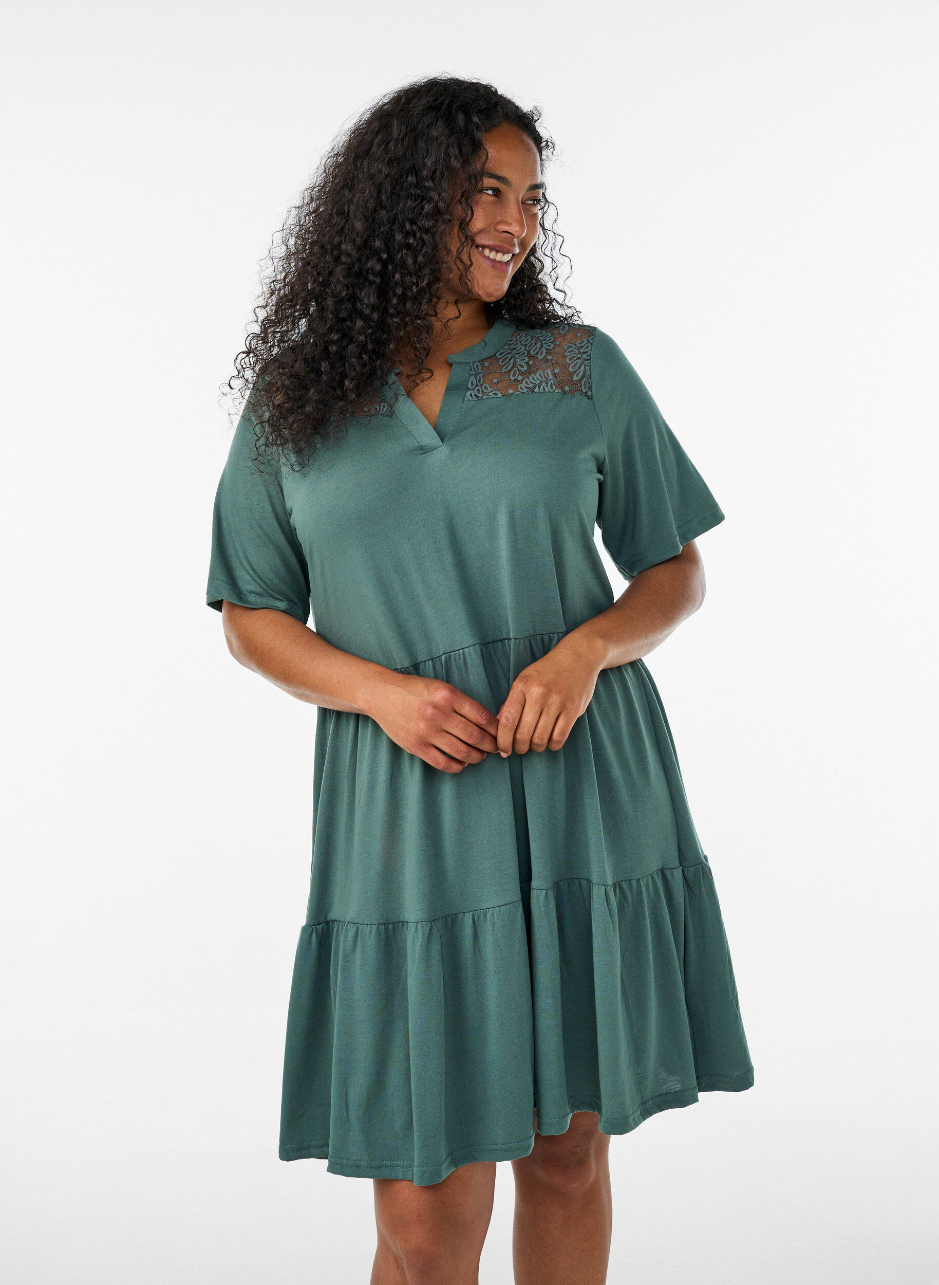 ZizziJerseyjurk met kanten details en een gelaagde rok, Groen, Model image number 0