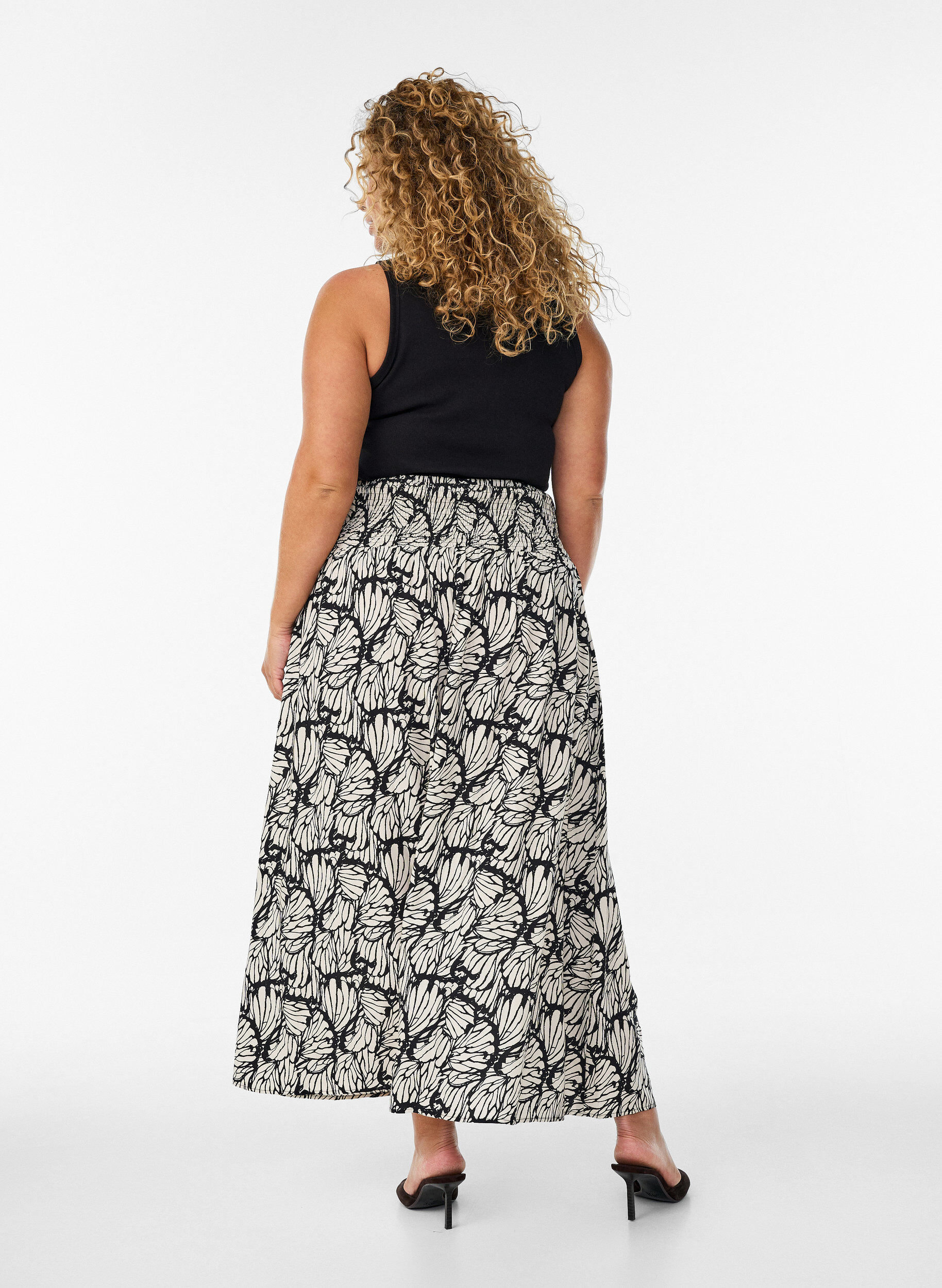 ZizziViscose maxi-rok met smock, Zwart, Model image number 1