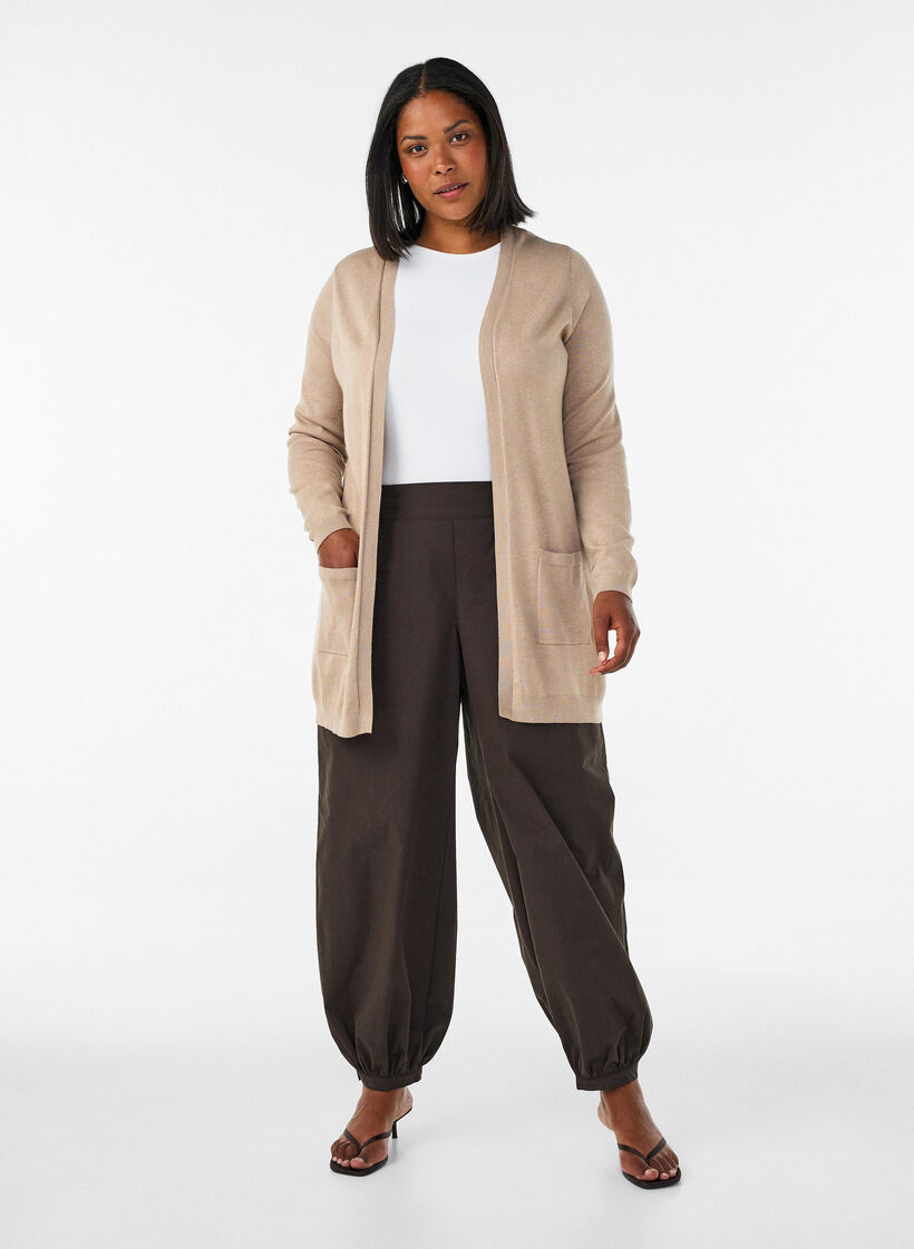 Lang gebreid vest in viscosemix, Beige, Model image number 1