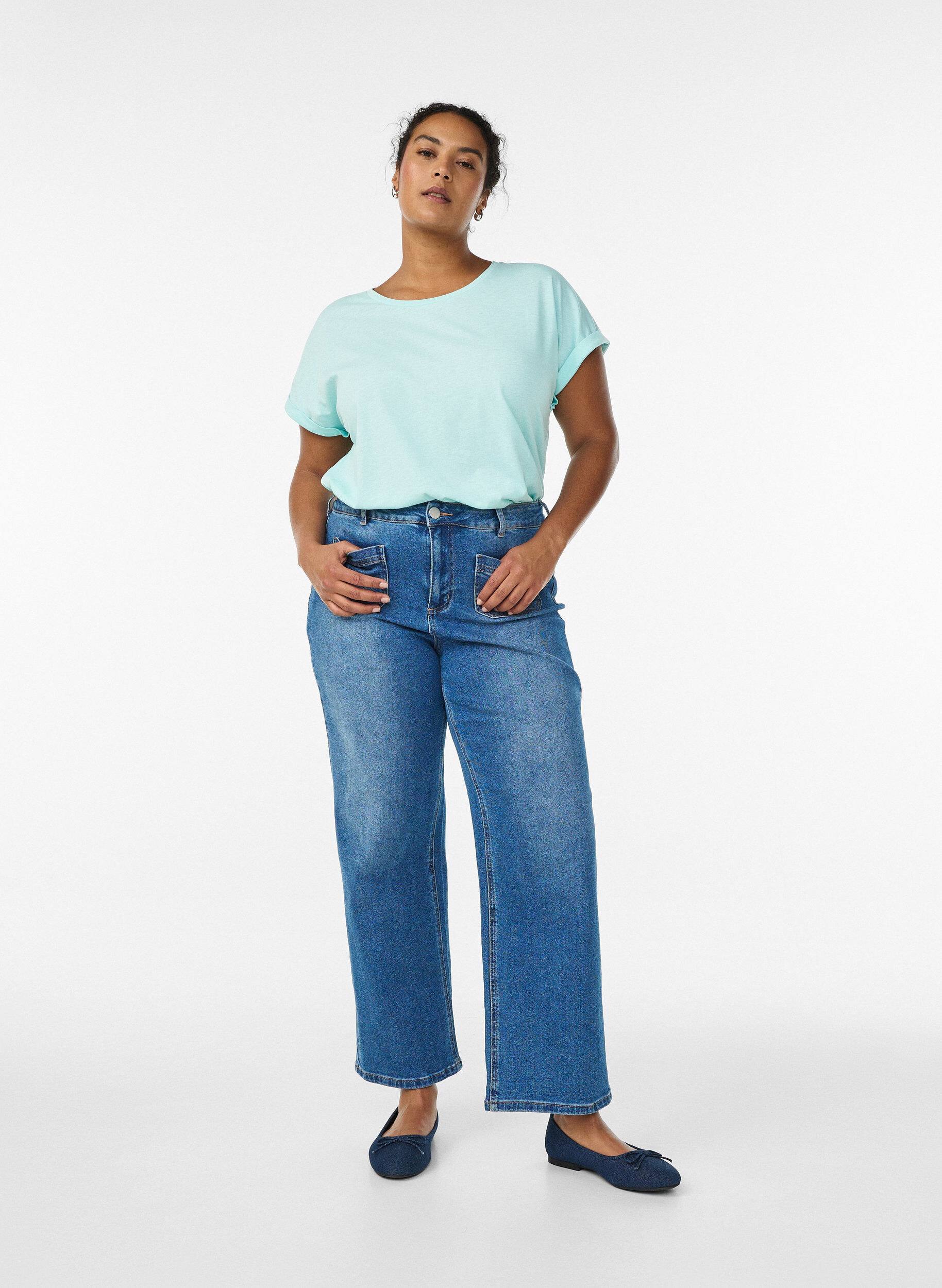 Zizzi T-shirt met korte mouwen in een katoenmix, Turquoise, Model image number 1