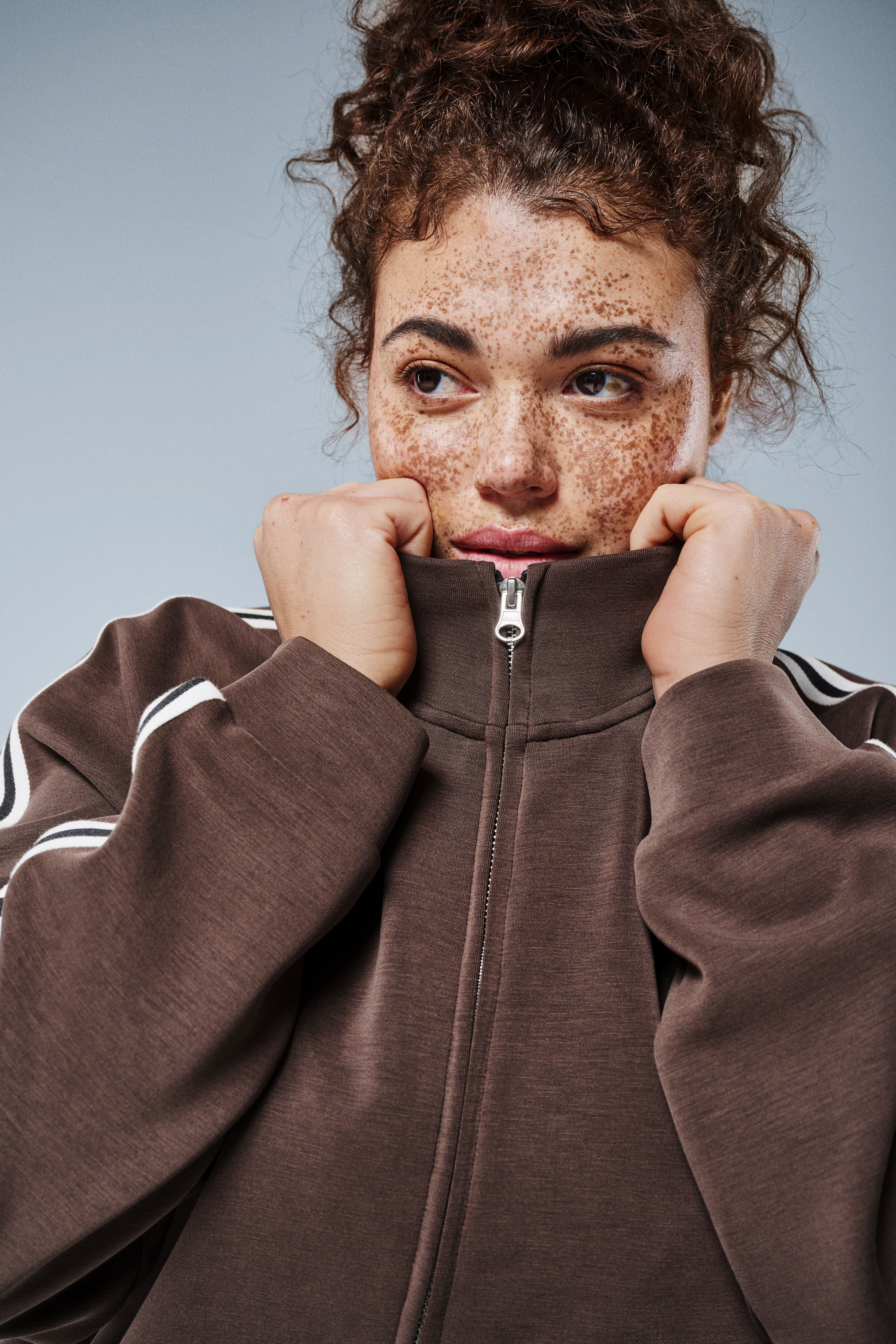 Zizzi Bruin trainingspak, , Model