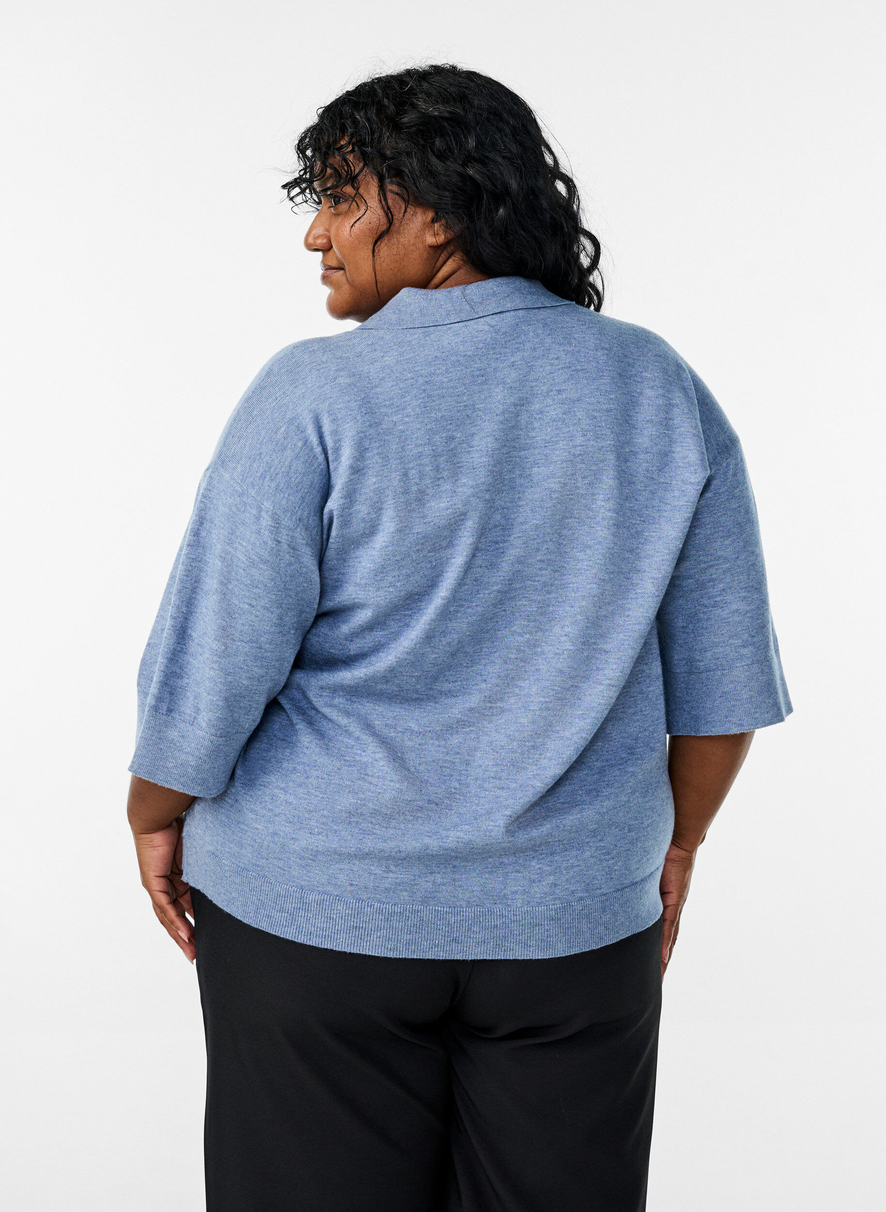 Zizzi Gebreide blouse met een kraag en korte mouwen, Blauw, Model image number 2