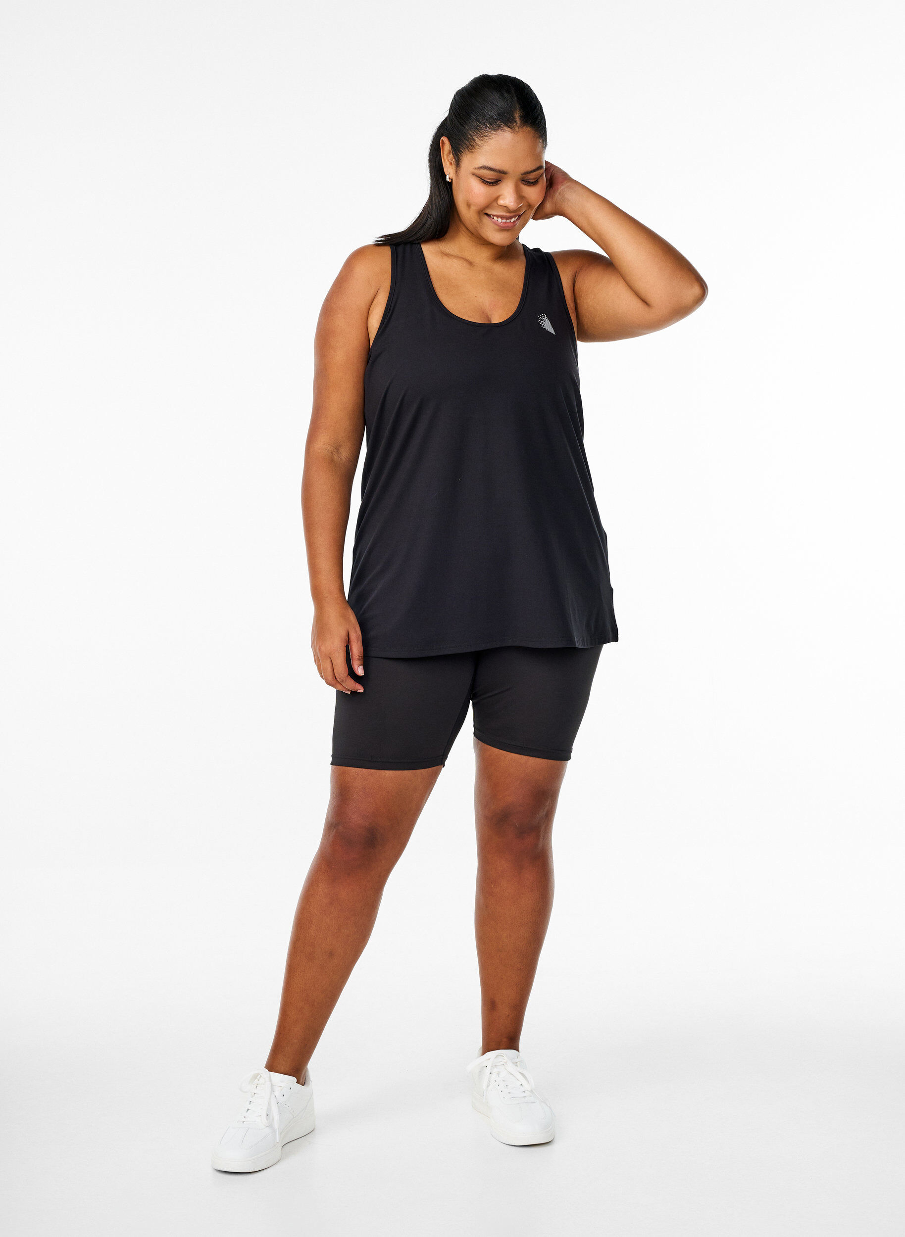 Zizzi Sporttop met kruisband op de rug, Zwart, Model image number 1