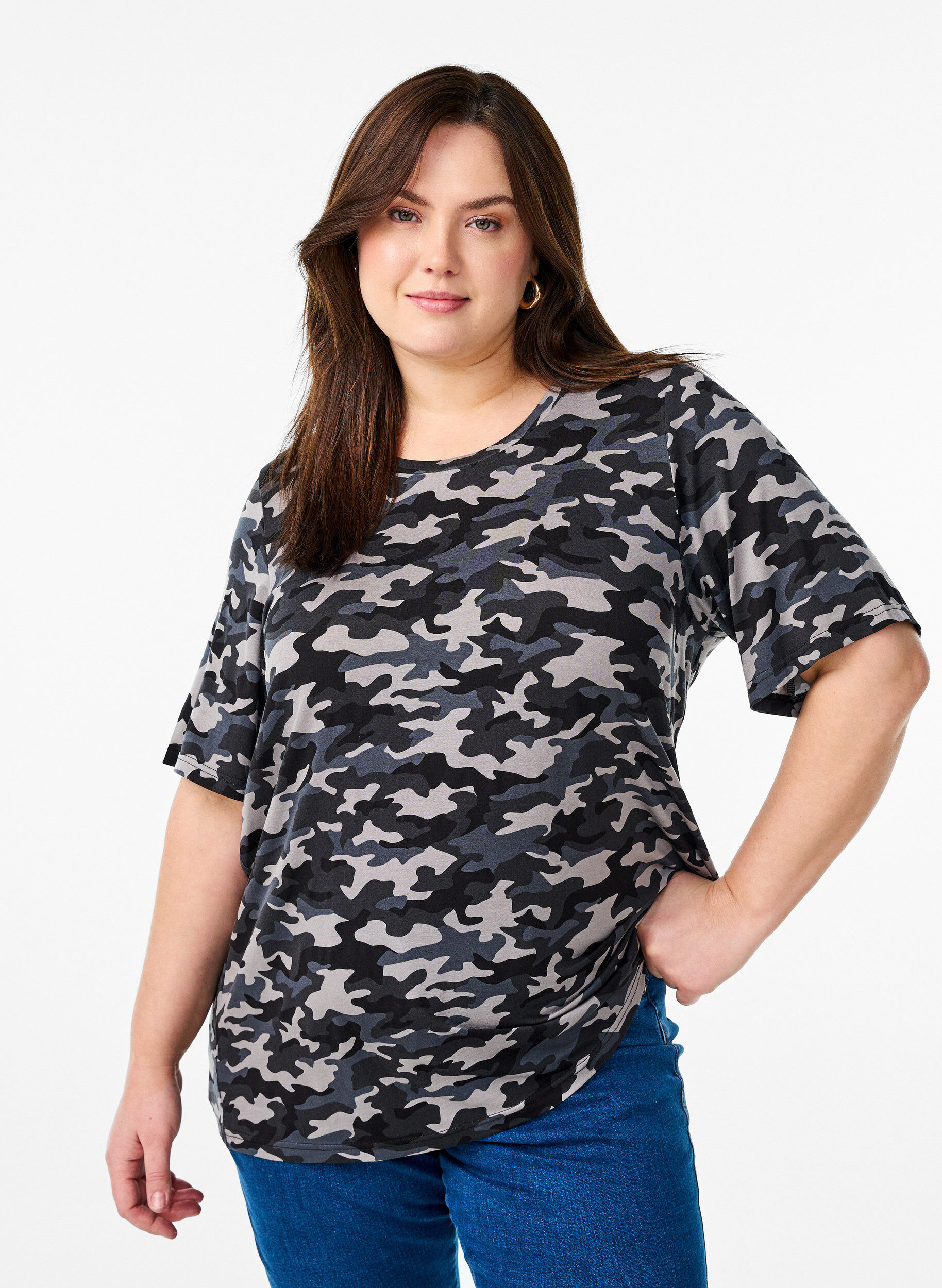 Zizzi T-shirt met TENCEL&trade; Lyocell en strepen, Grijs, Model image number 0